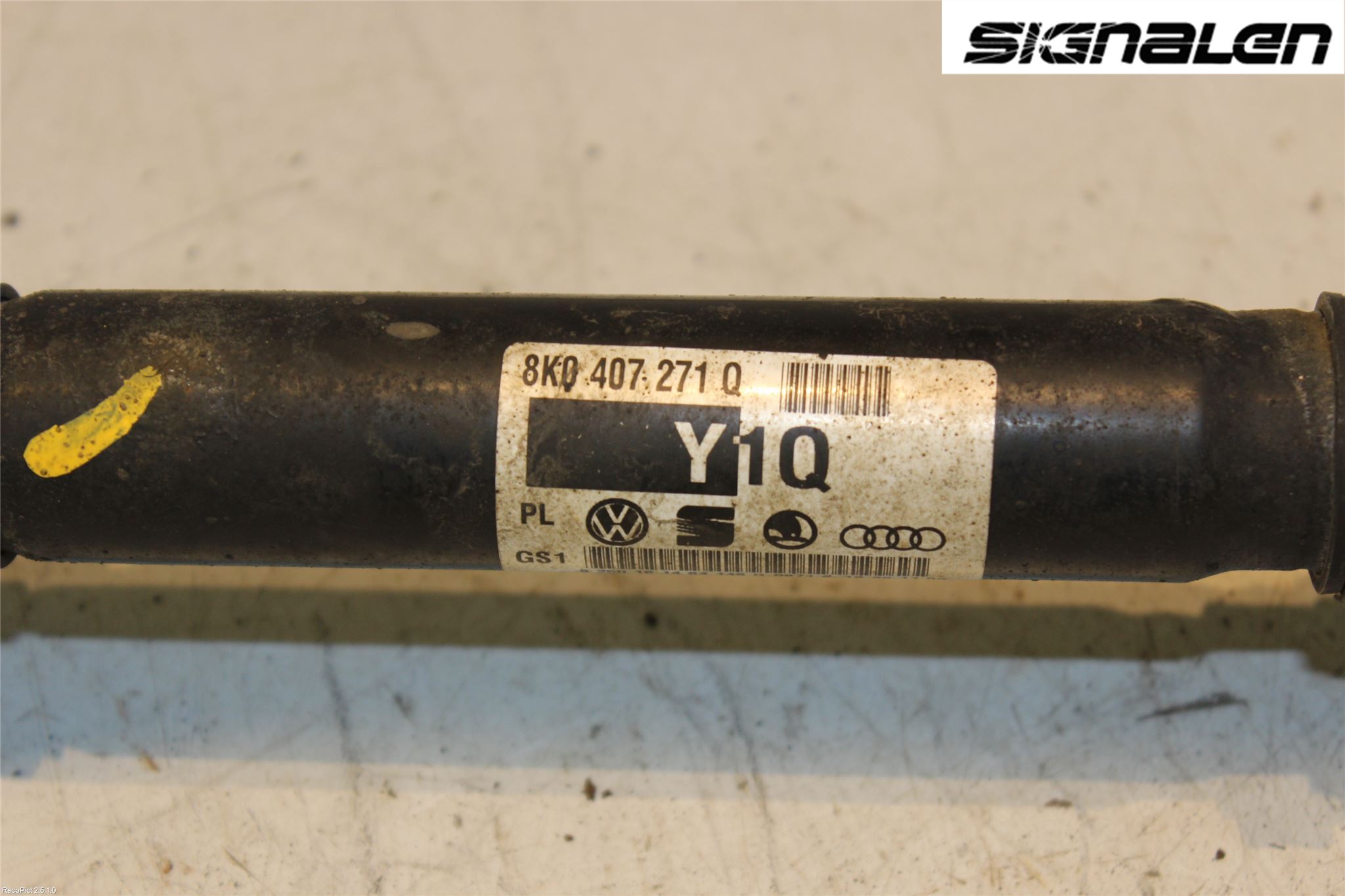 Audi A4/S4 08-11 Drivaxel Fram Vänster