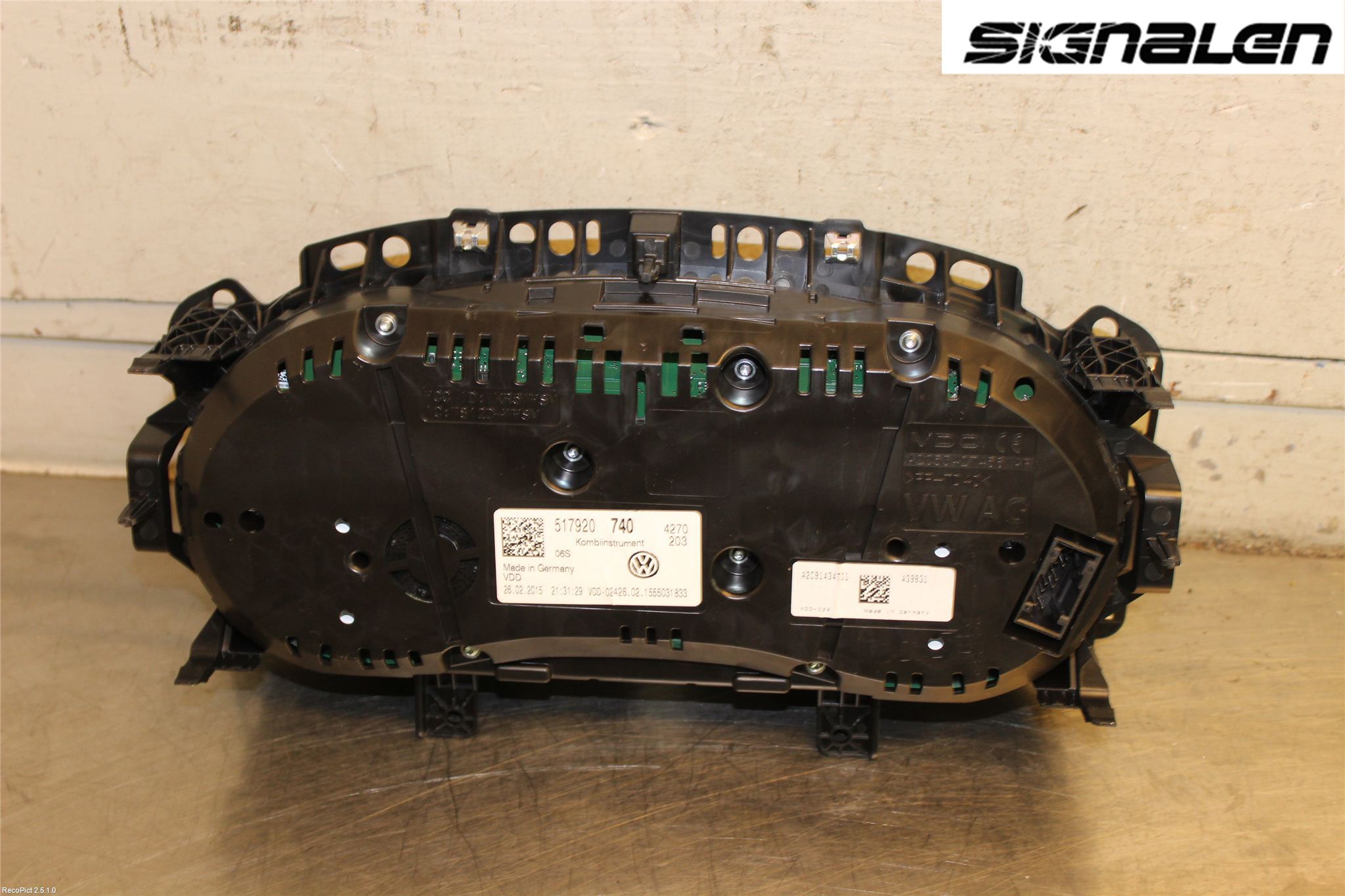 Volkswagen VW GOLF SPORTSVAN 15-20 Instrument Komb