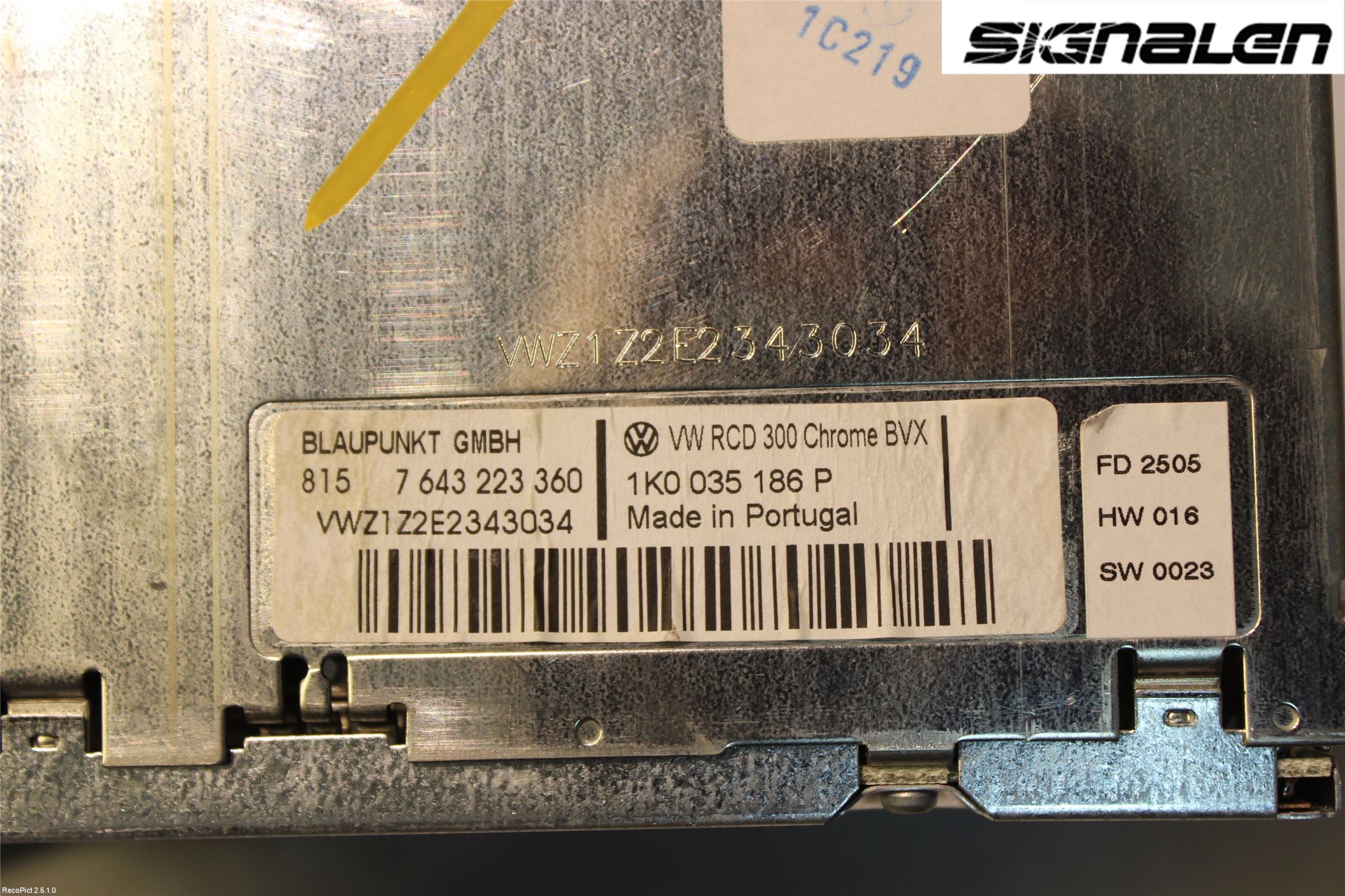 Volkswagen VW GOLF V 04-09 Radio