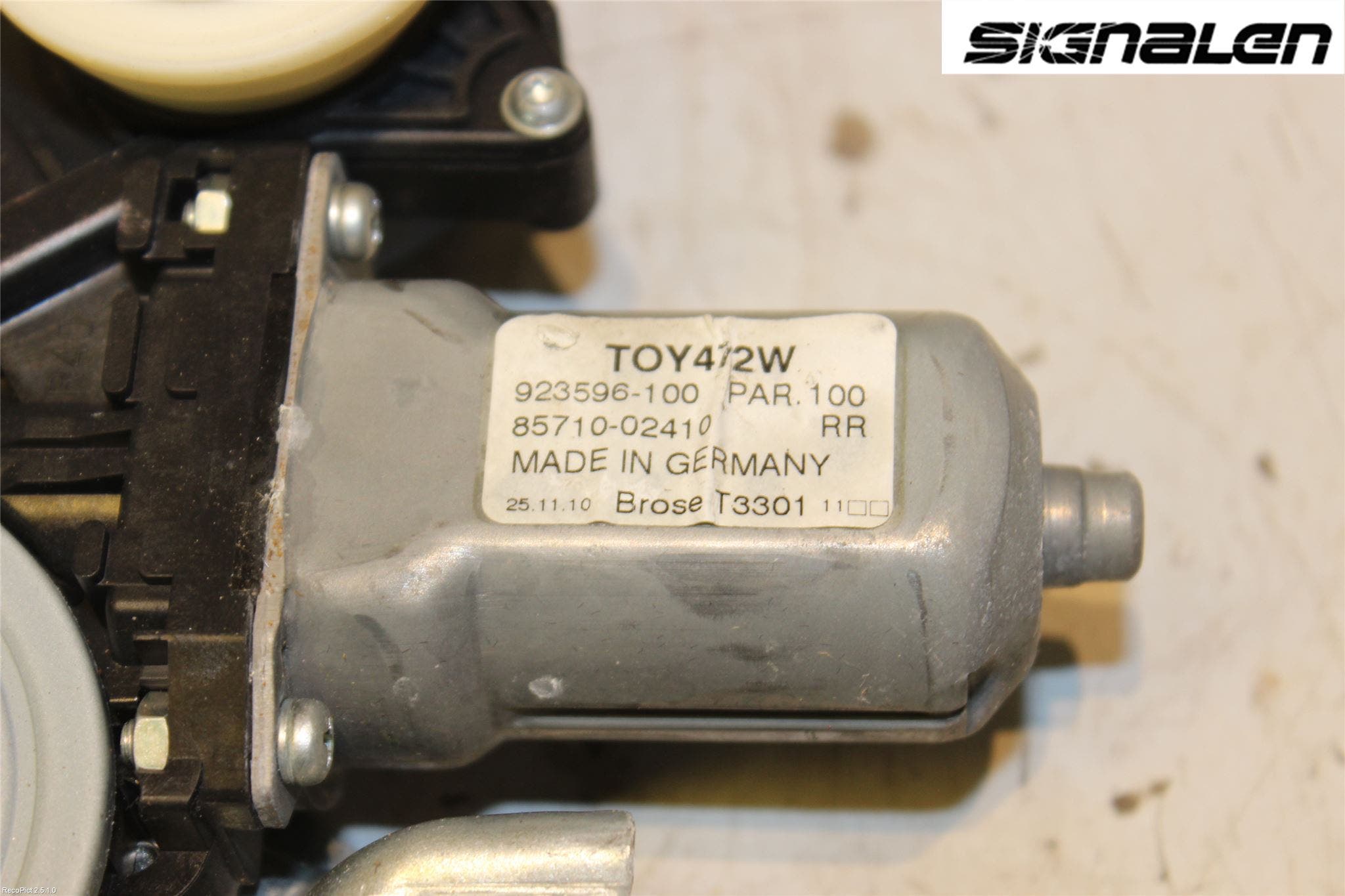 Toyota AURIS 10-12 Fönsterhissmotor