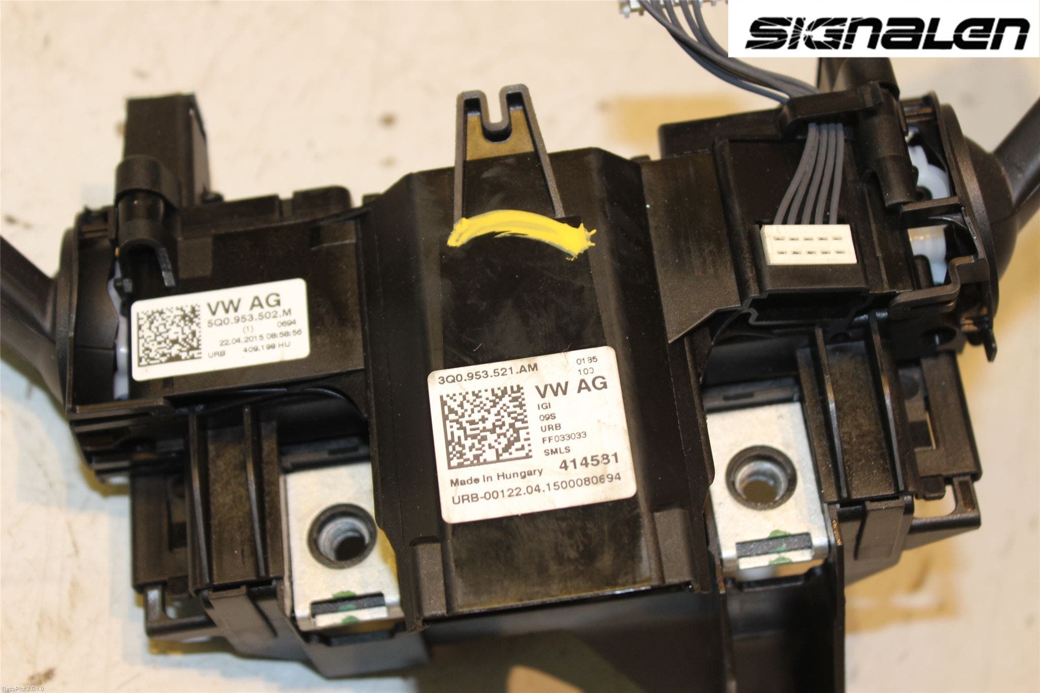 Volkswagen VW PASSAT 15-19 Spakcentral