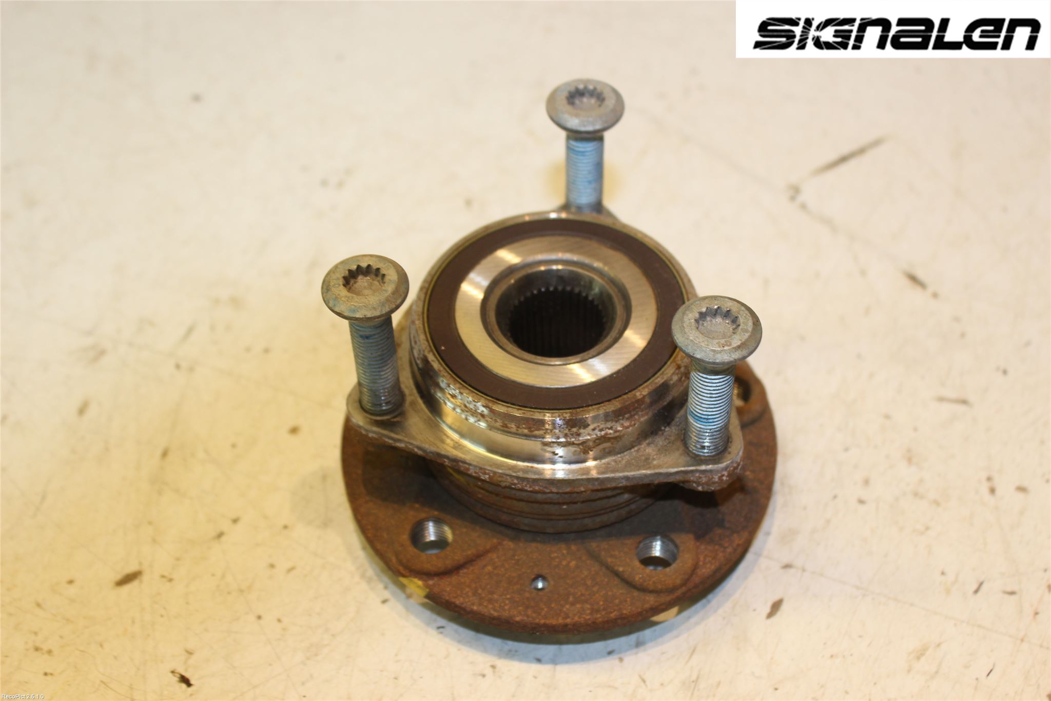 Volkswagen VW PASSAT 15-19 Nav Fram