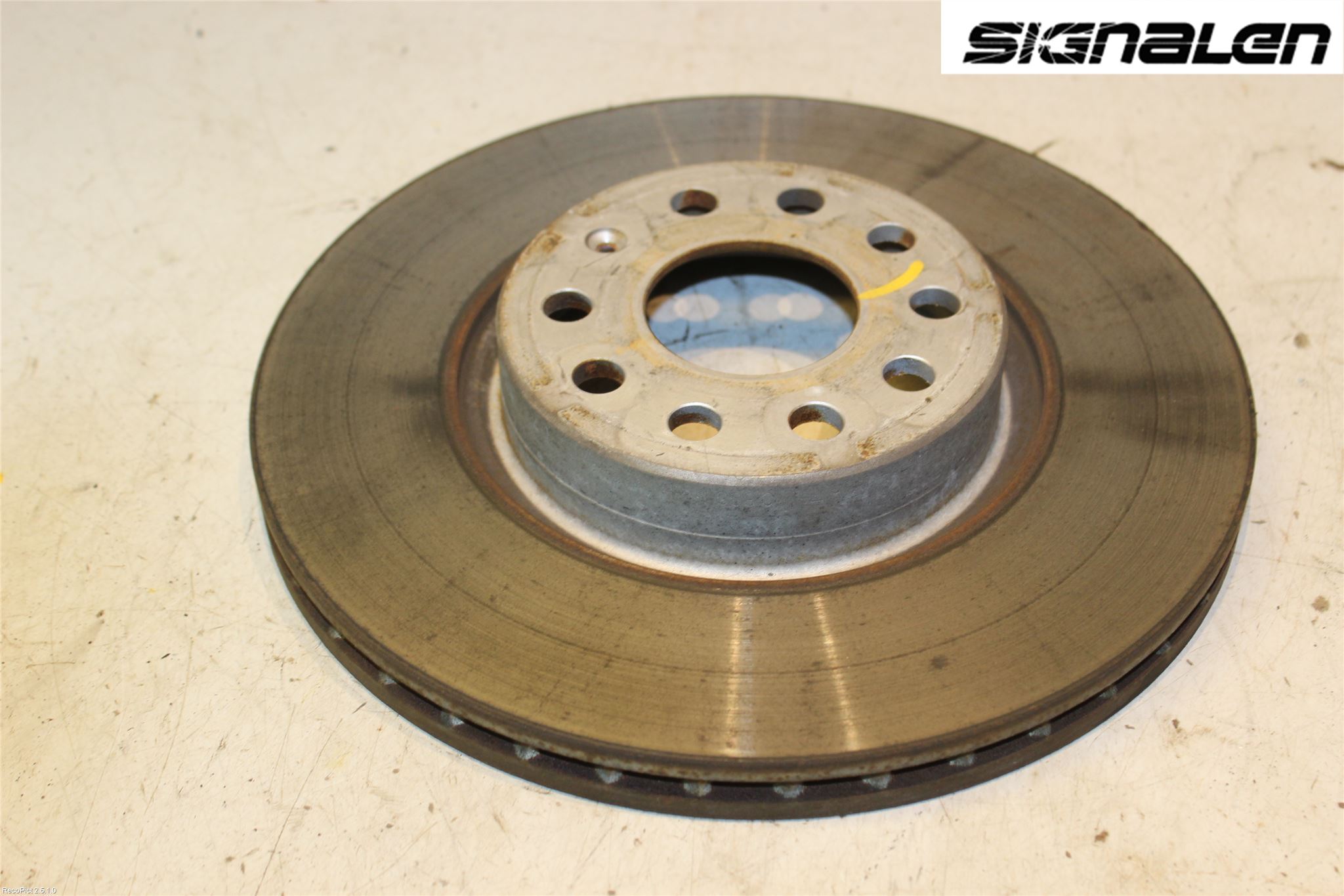 Volkswagen VW PASSAT 15-19 Bromsskiva Fram