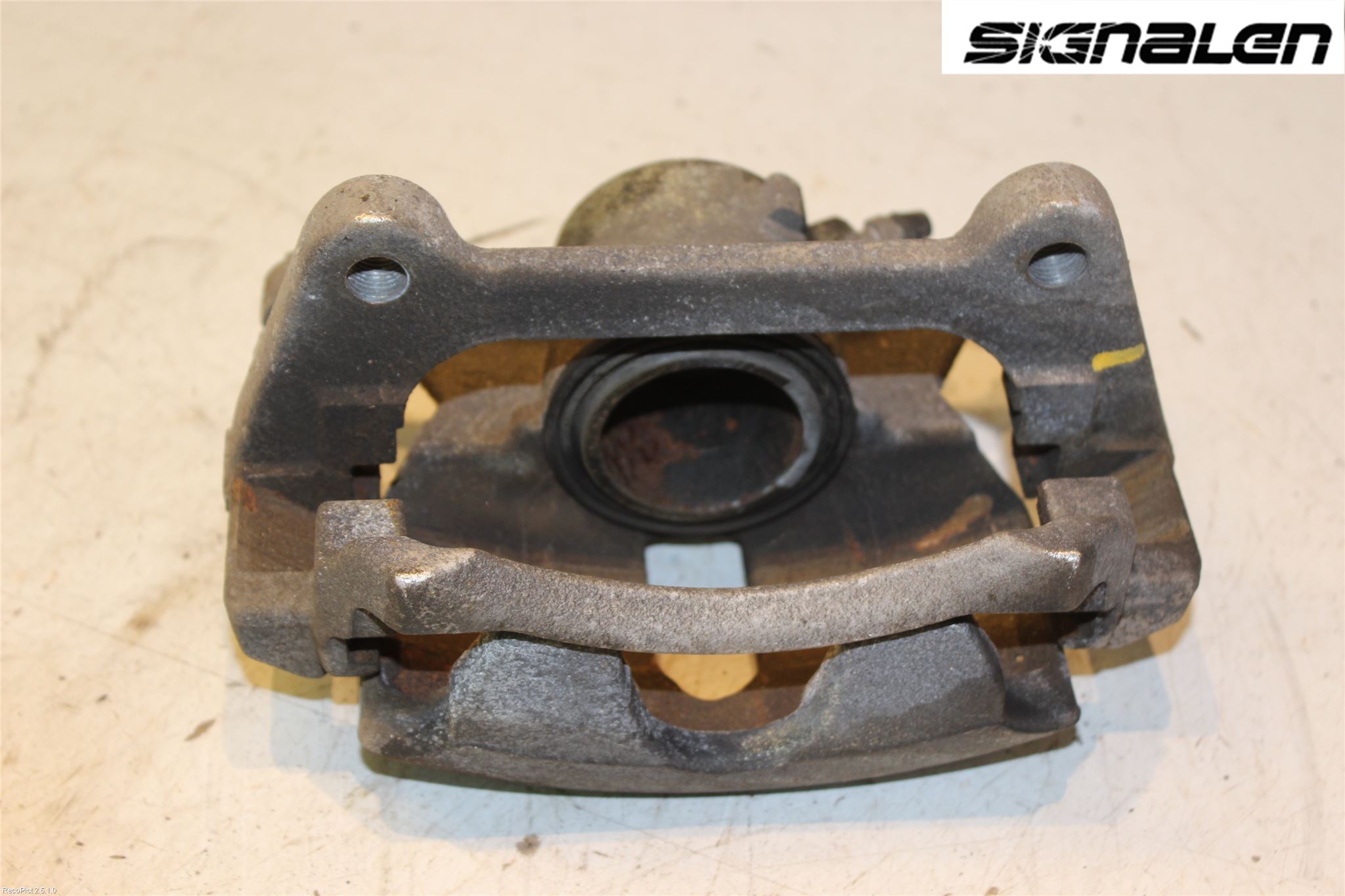 Volkswagen VW PASSAT 15-19 Bromsok Fram Höger