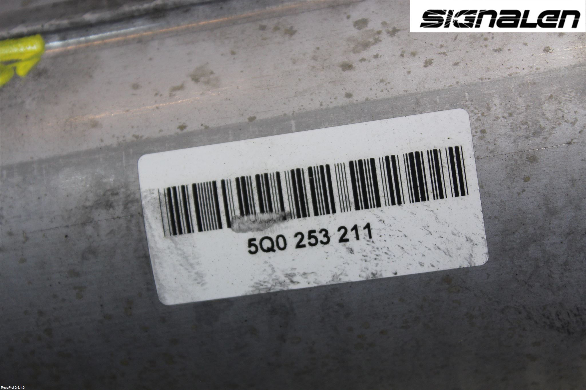 Audi A3/S3 8V 13-20 Avgas Mellandämpare