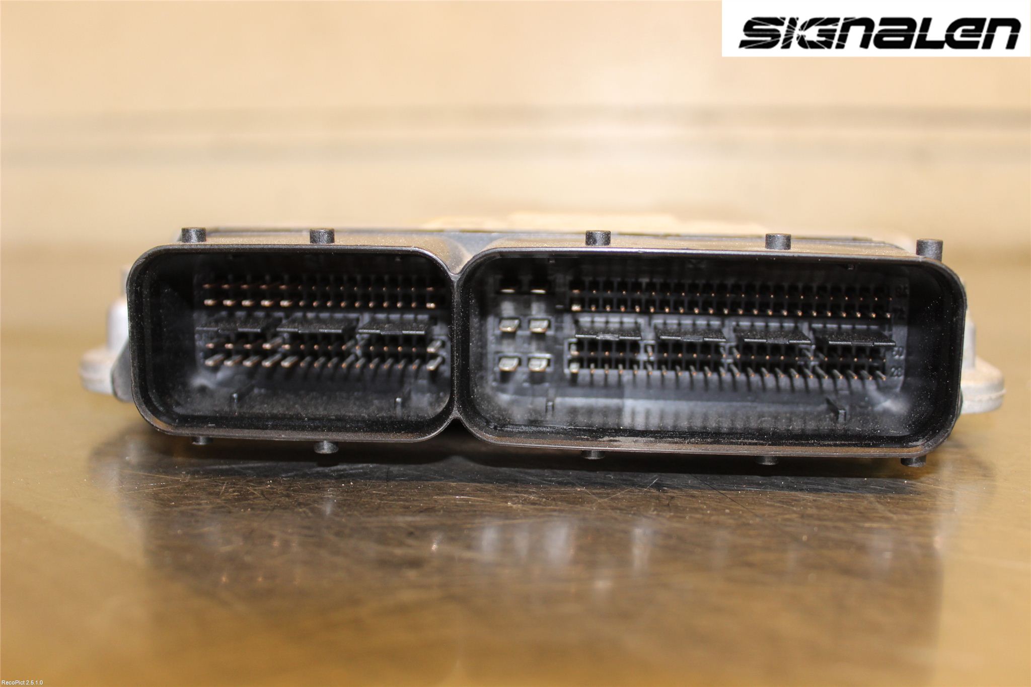 Volkswagen VW TOURAN 10-15 Styrenhet Insprut Bensin