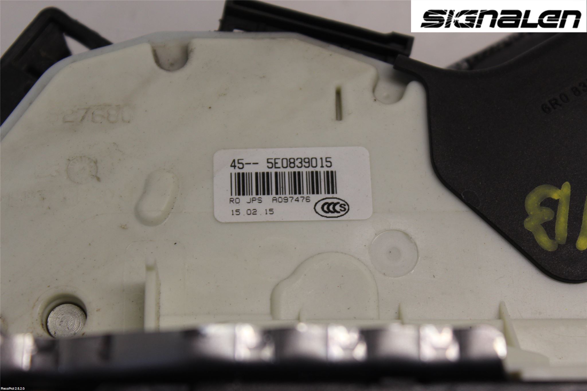 Volkswagen VW PASSAT 15-19 Låskista-Dörrlås