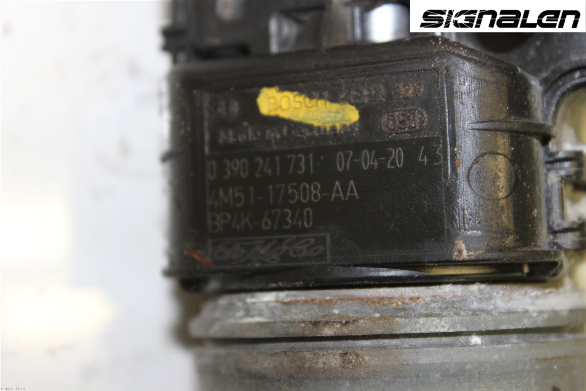 Ford FOCUS     04-07 Torkarmotor Vindruta