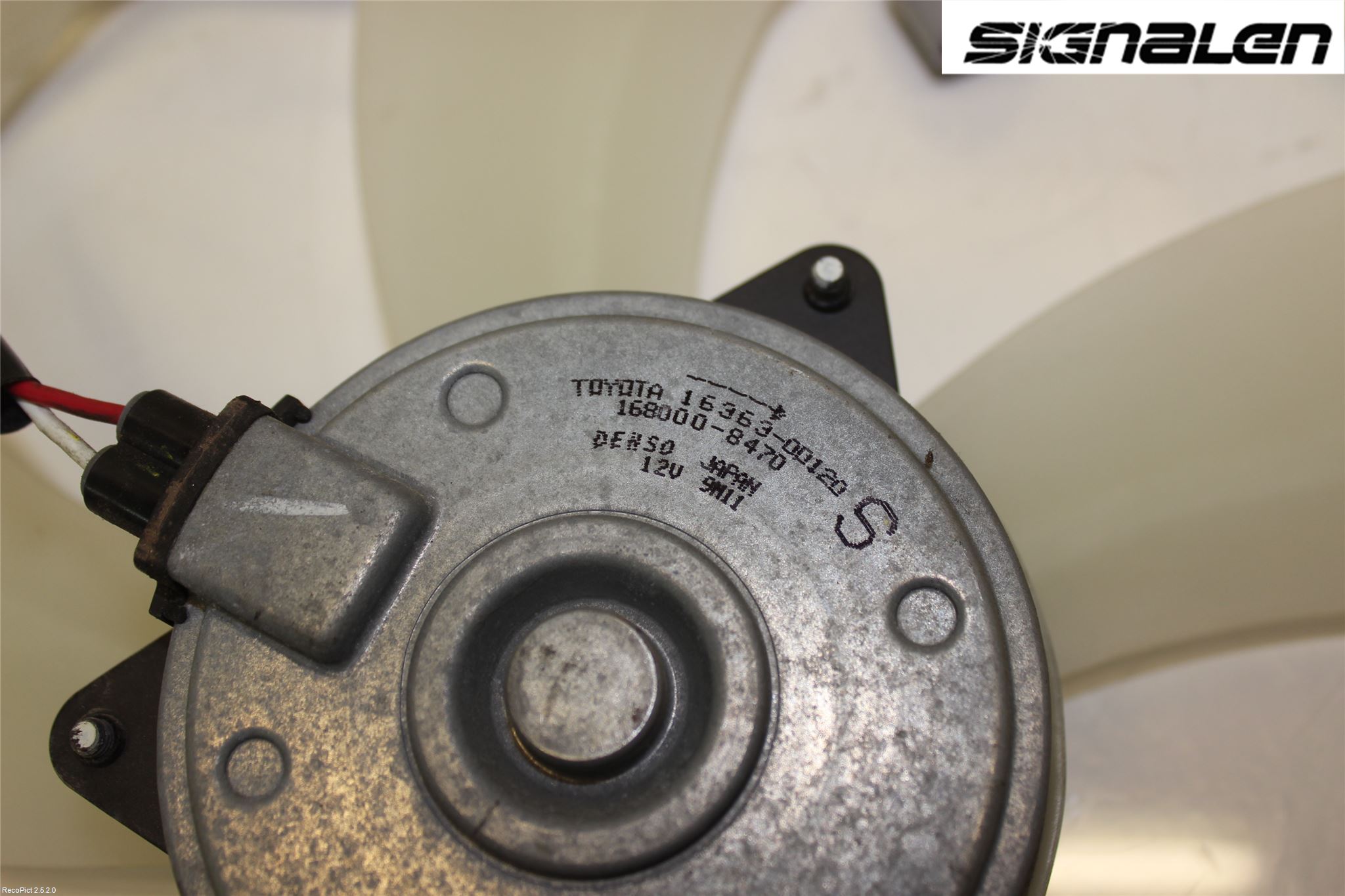 Toyota AURIS 10-12 Kylfläkt El