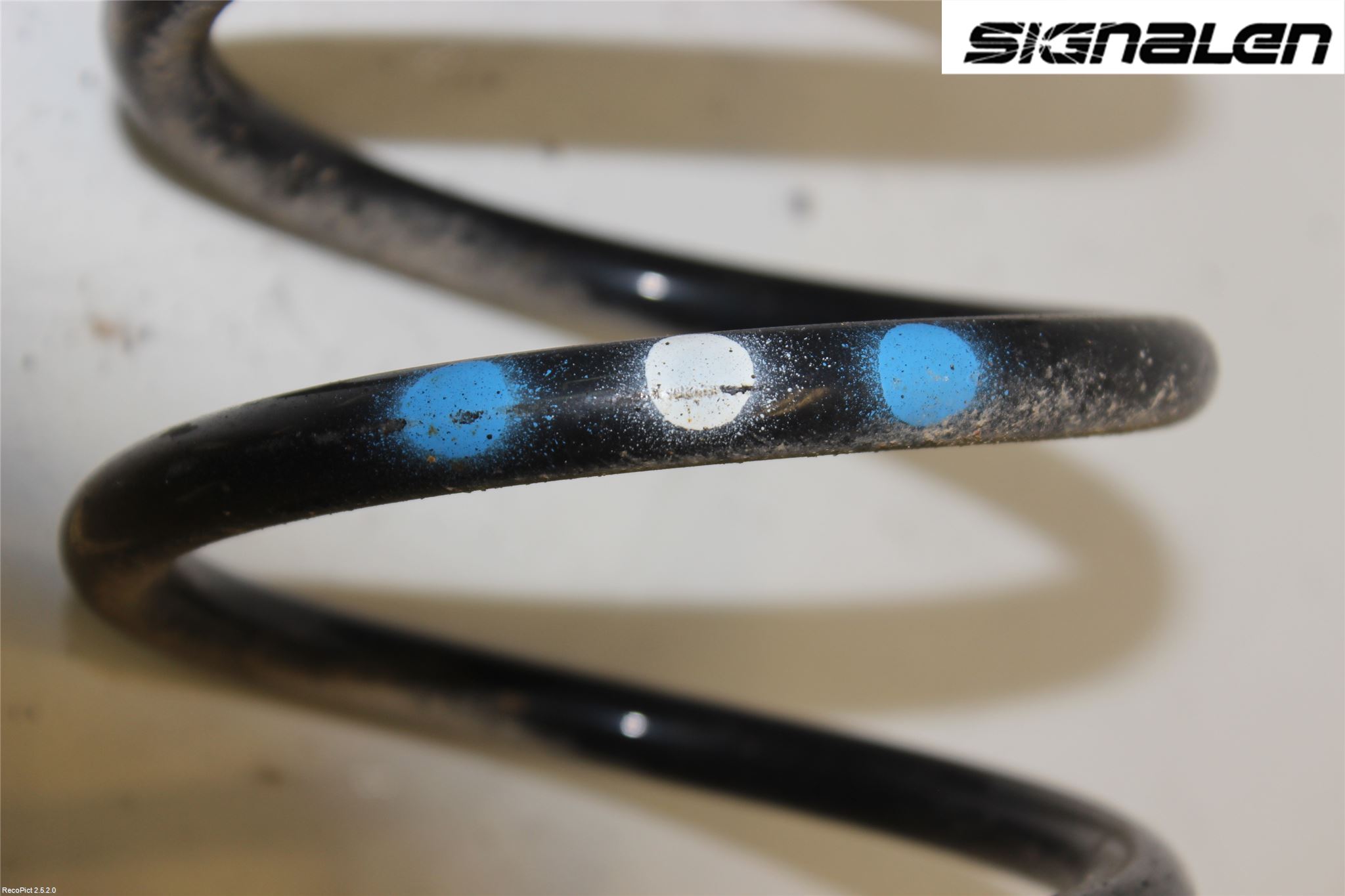 Toyota AURIS 10-12 Fjäder Bak