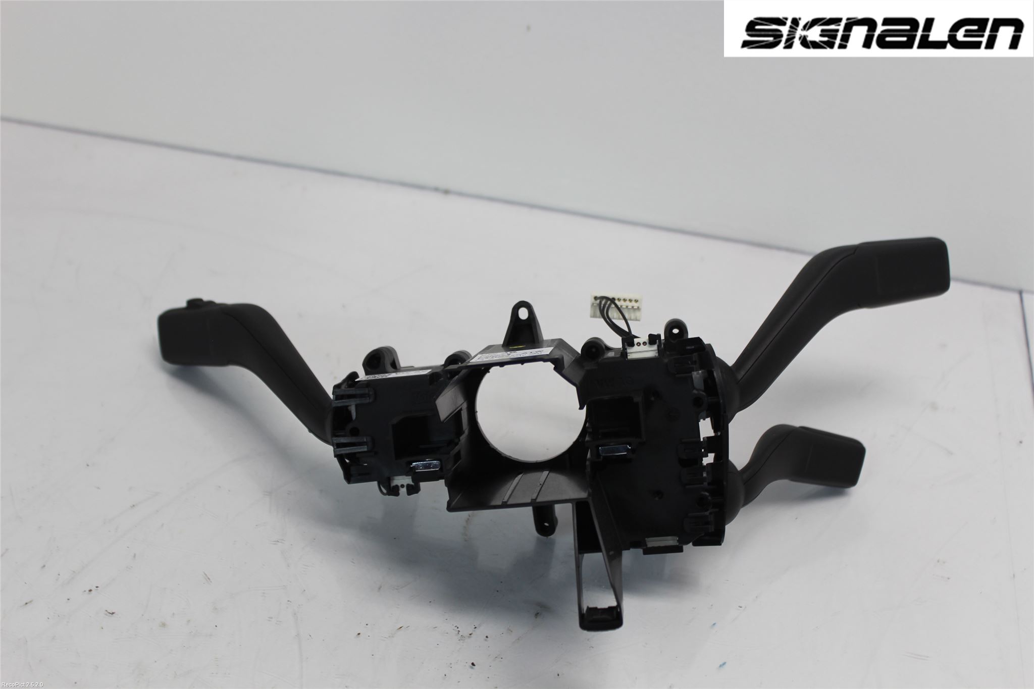 Volkswagen VW PASSAT 11-14 Spakcentral