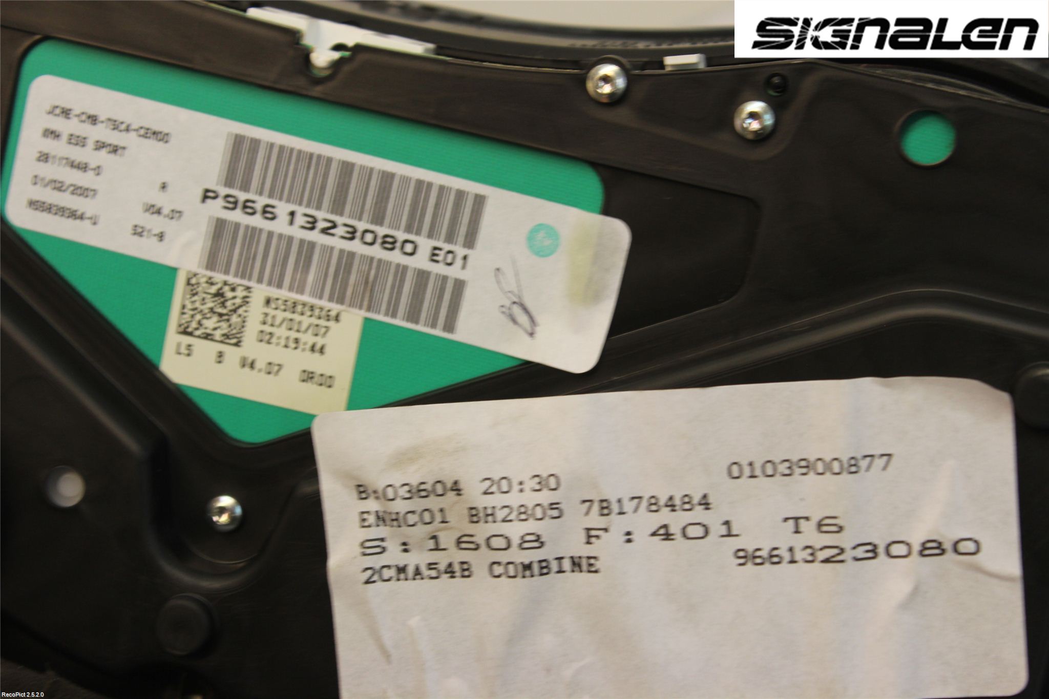 Peugeot 307     05-08 Instrument Komb