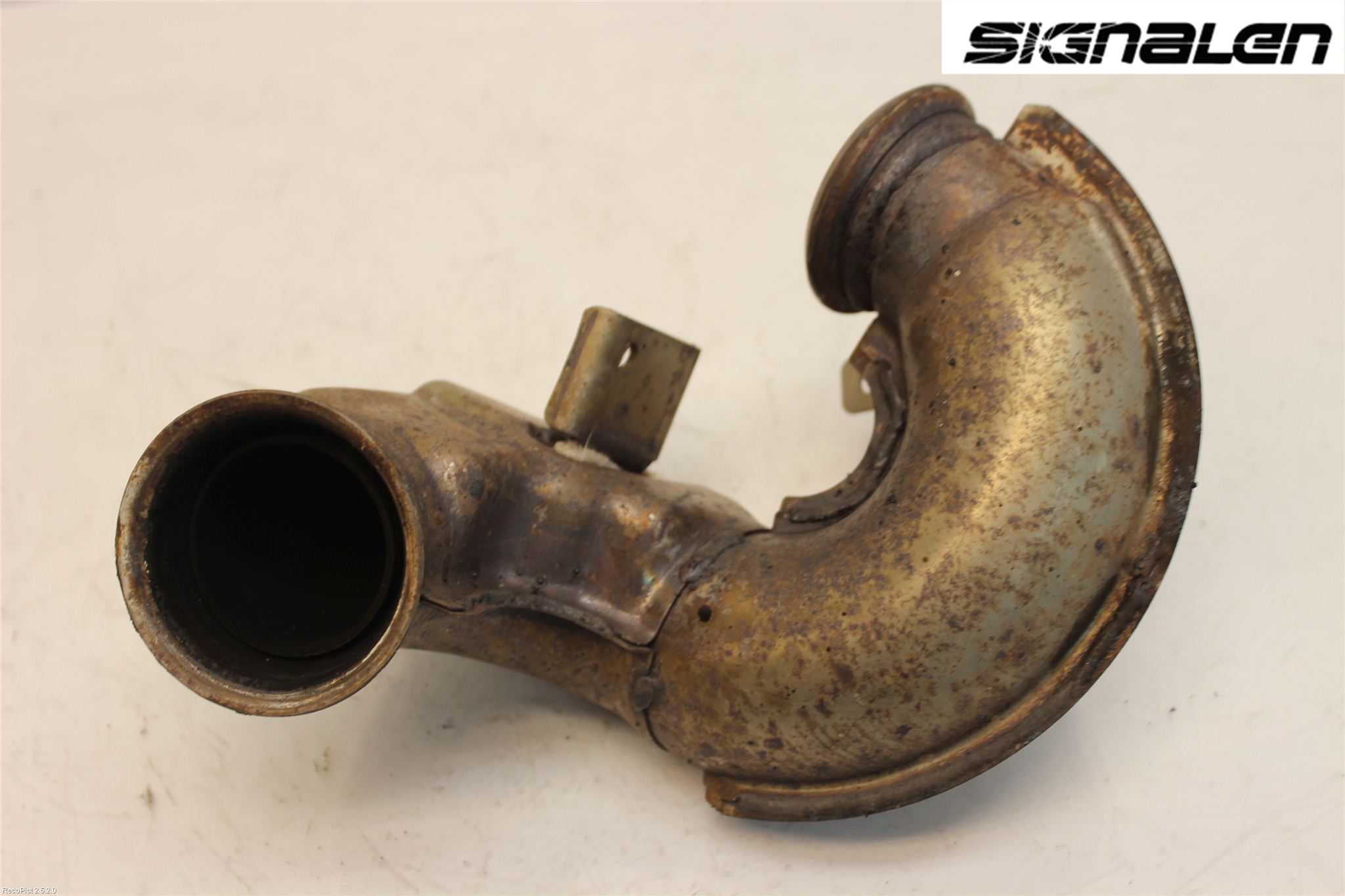 Peugeot 307     05-08 Avgas Främre Rör