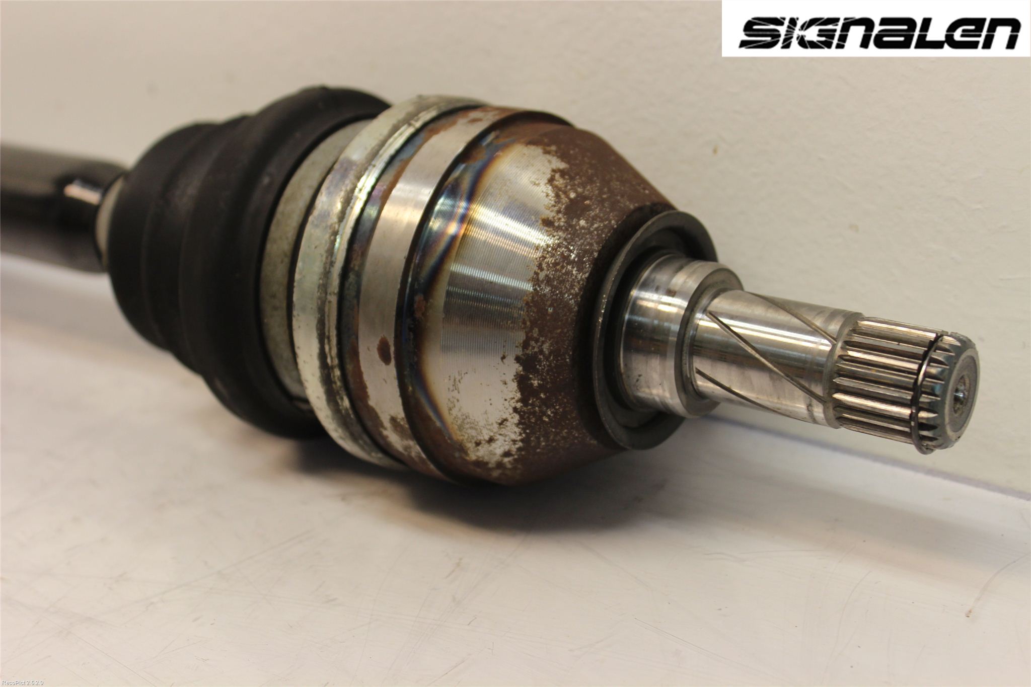 Opel VECTRA C 06-08 Drivaxel Fram Höger