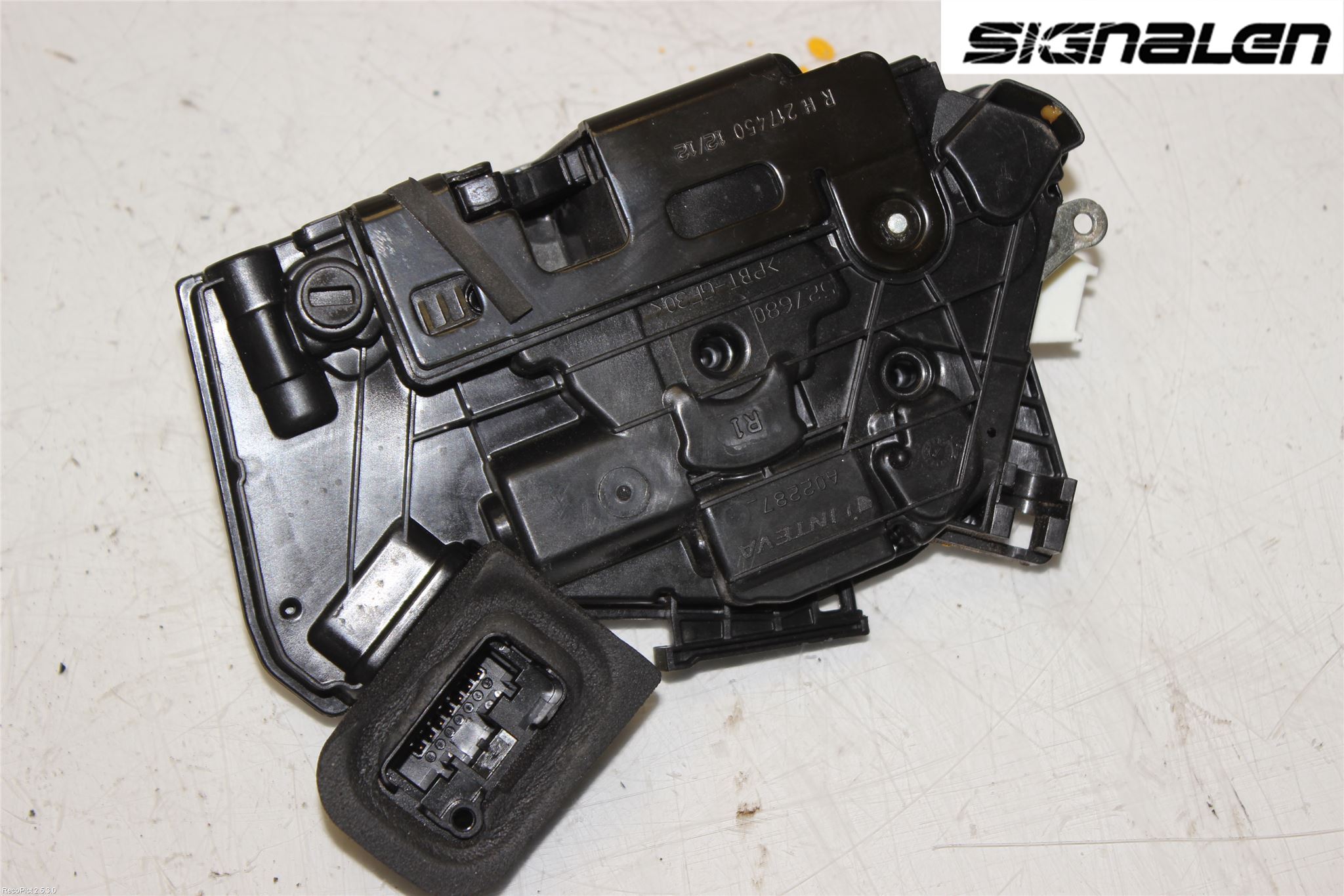 Seat TOLEDO 12-19 Låskista-Dörrlås