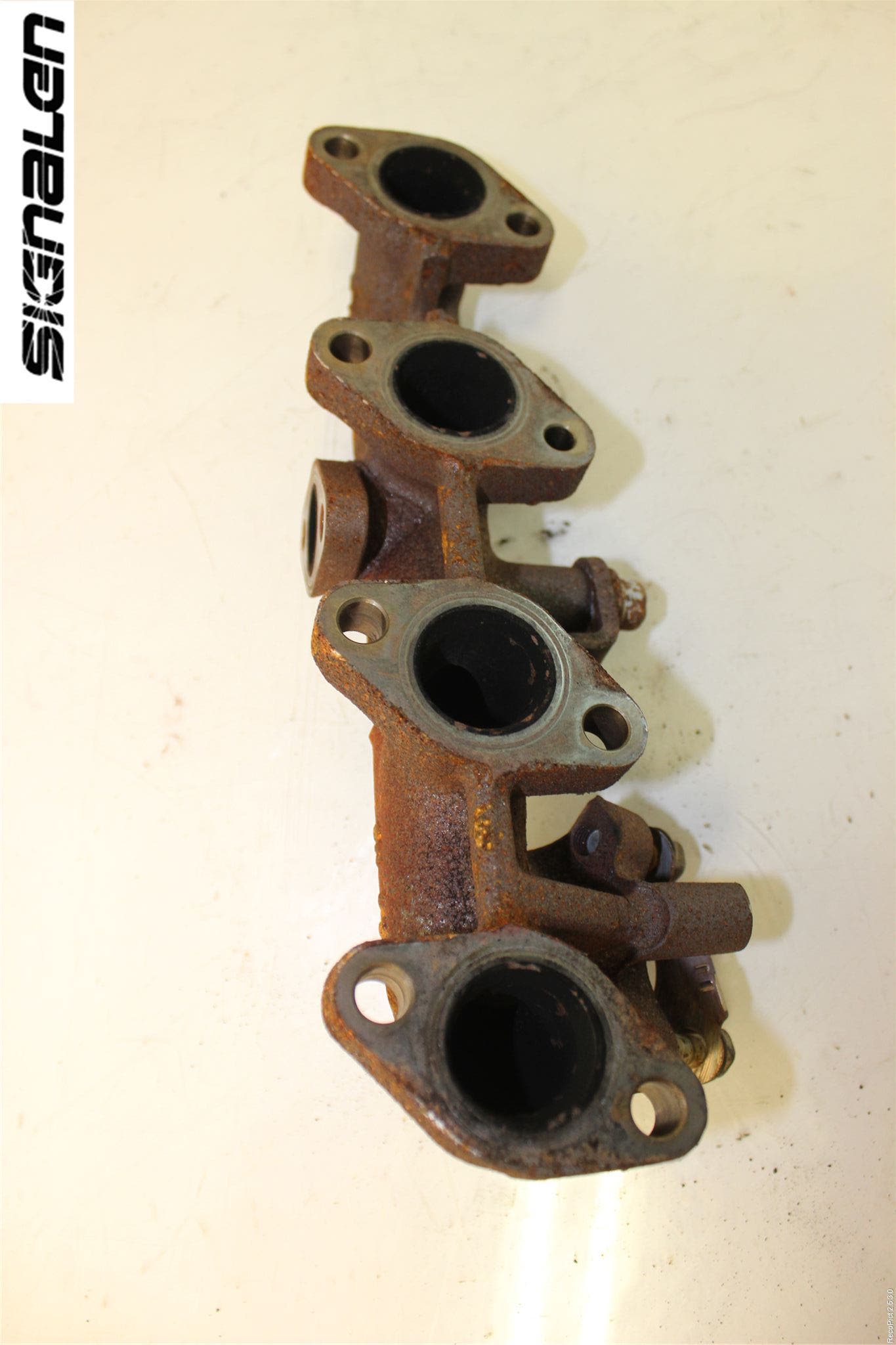 Kia CEED 06-12 Grenrör Avgas