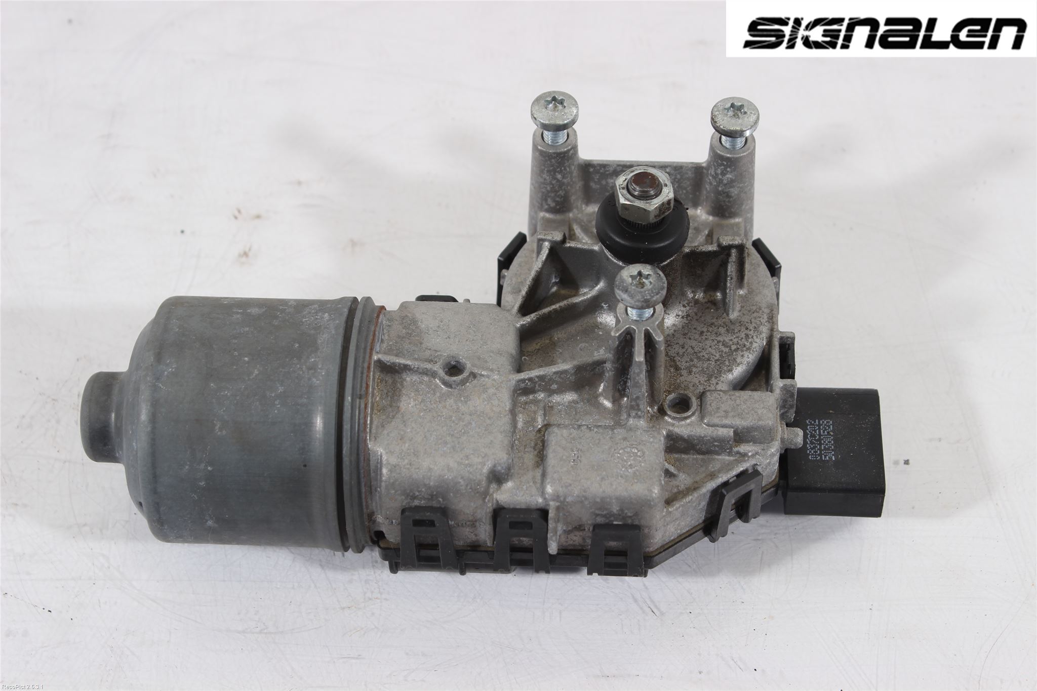 Ford FOCUS     04-07 Torkarmotor Vindruta