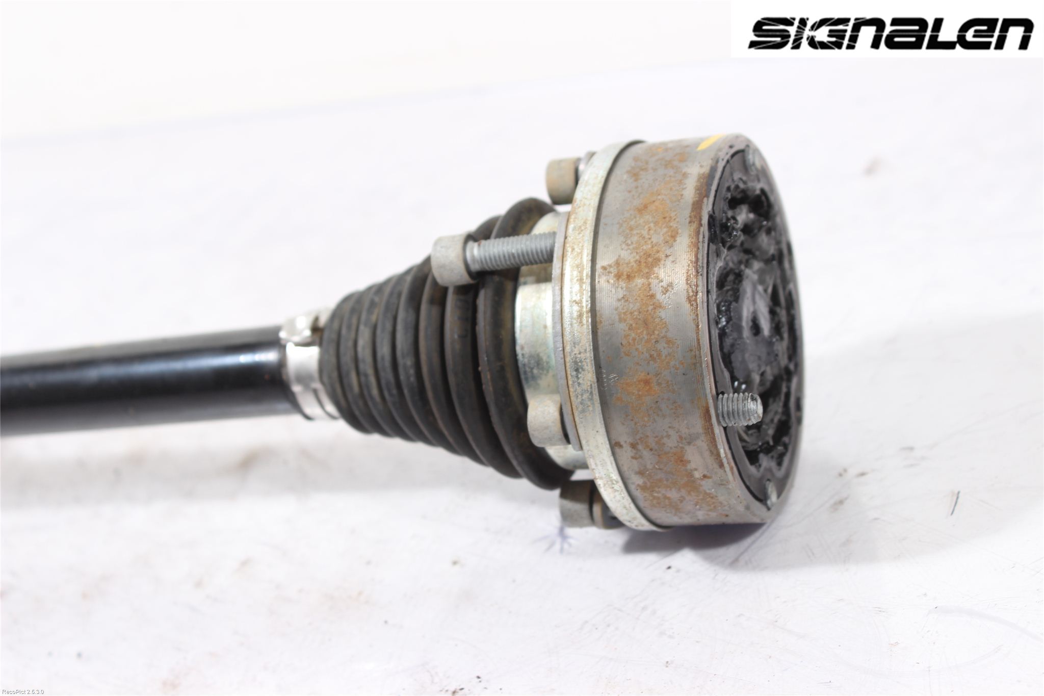 Audi A1/S1 11-18 Drivaxel Fram Vänster