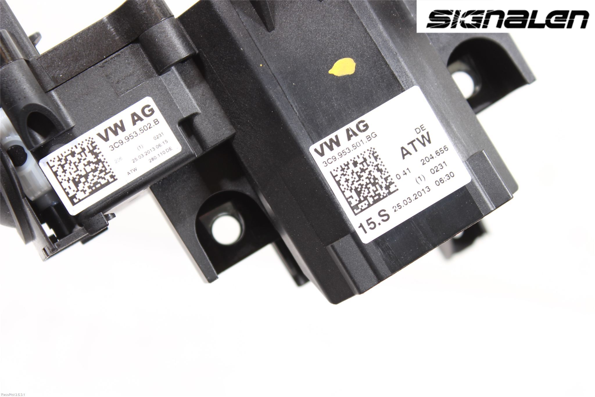 Volkswagen VW PASSAT 15-19 Spakcentral