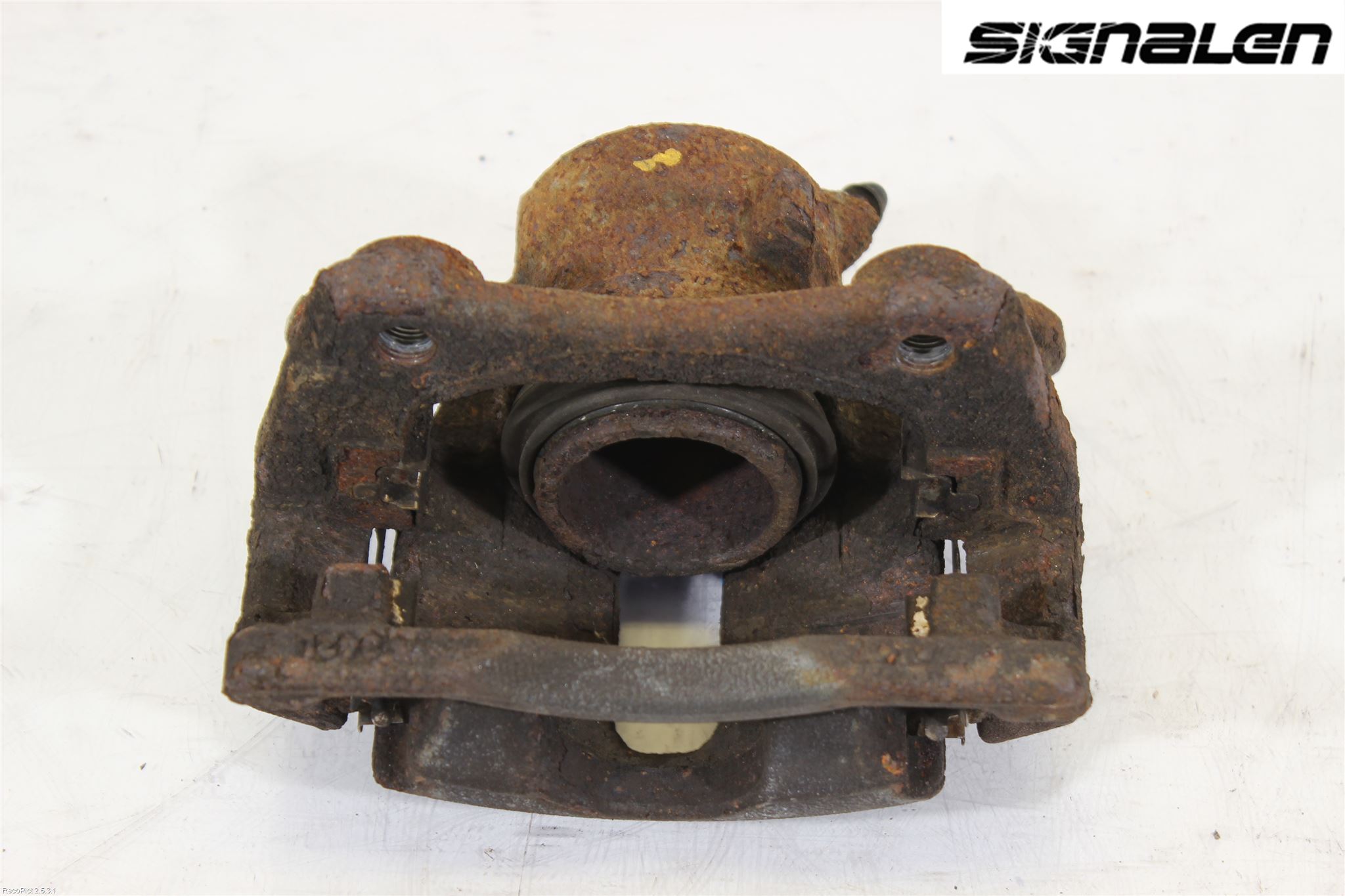 Renault CLIO III  09-12 Bromsok Fram Höger