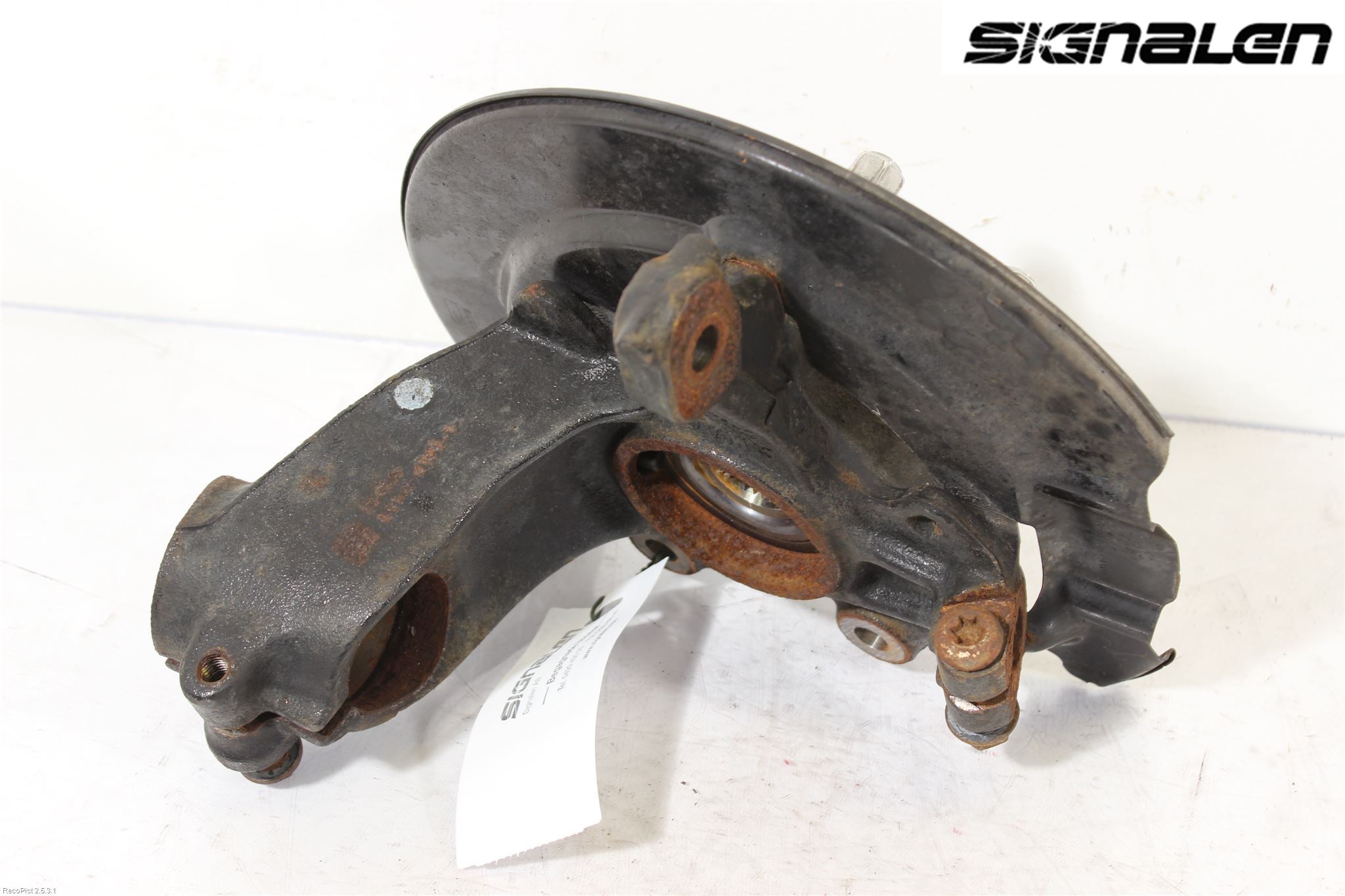 Ford FOCUS 15-18 Styrspindel Lagerhus Hö