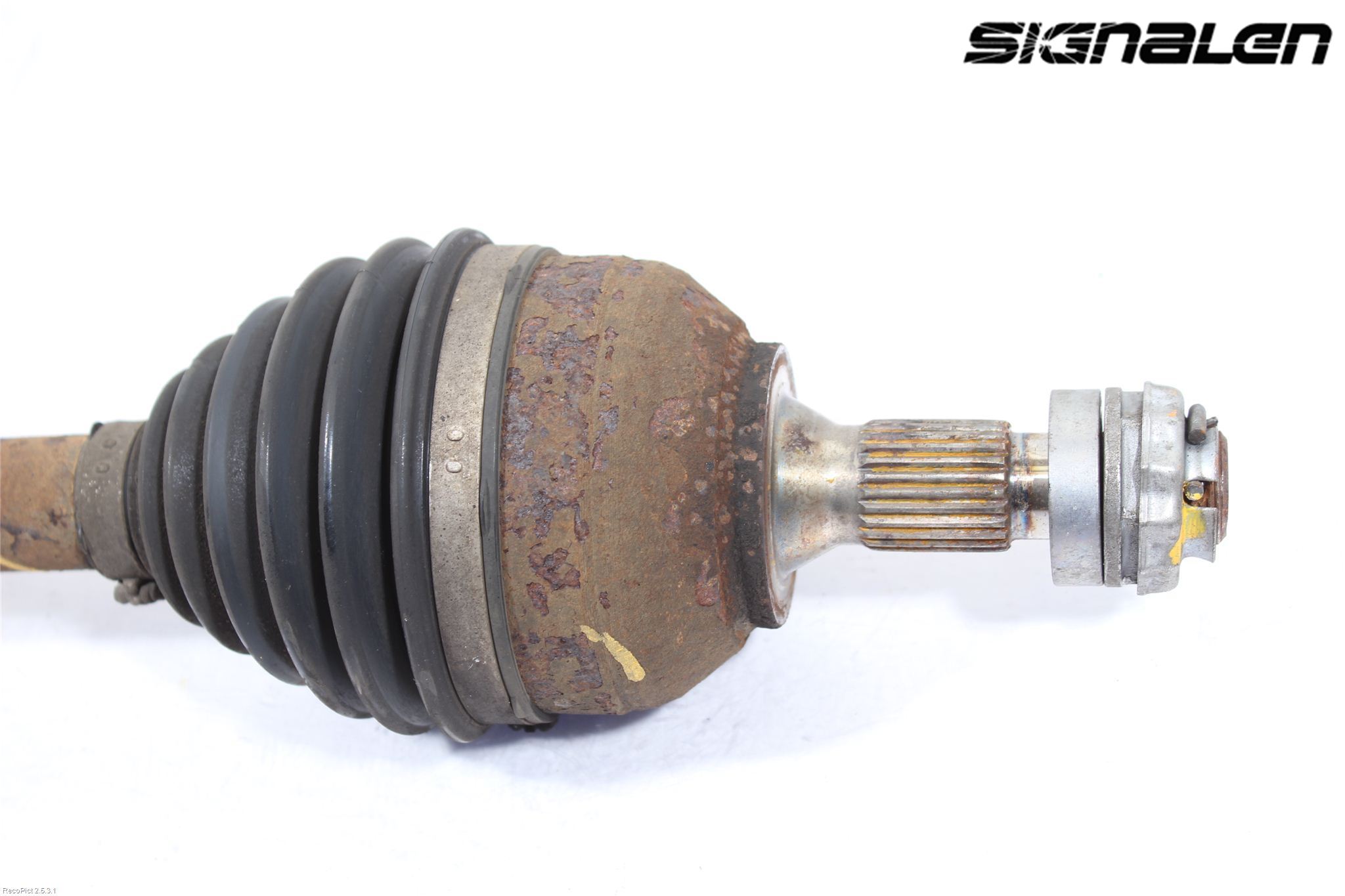 Peugeot 3008 09-16 Drivaxel Fram Vänster
