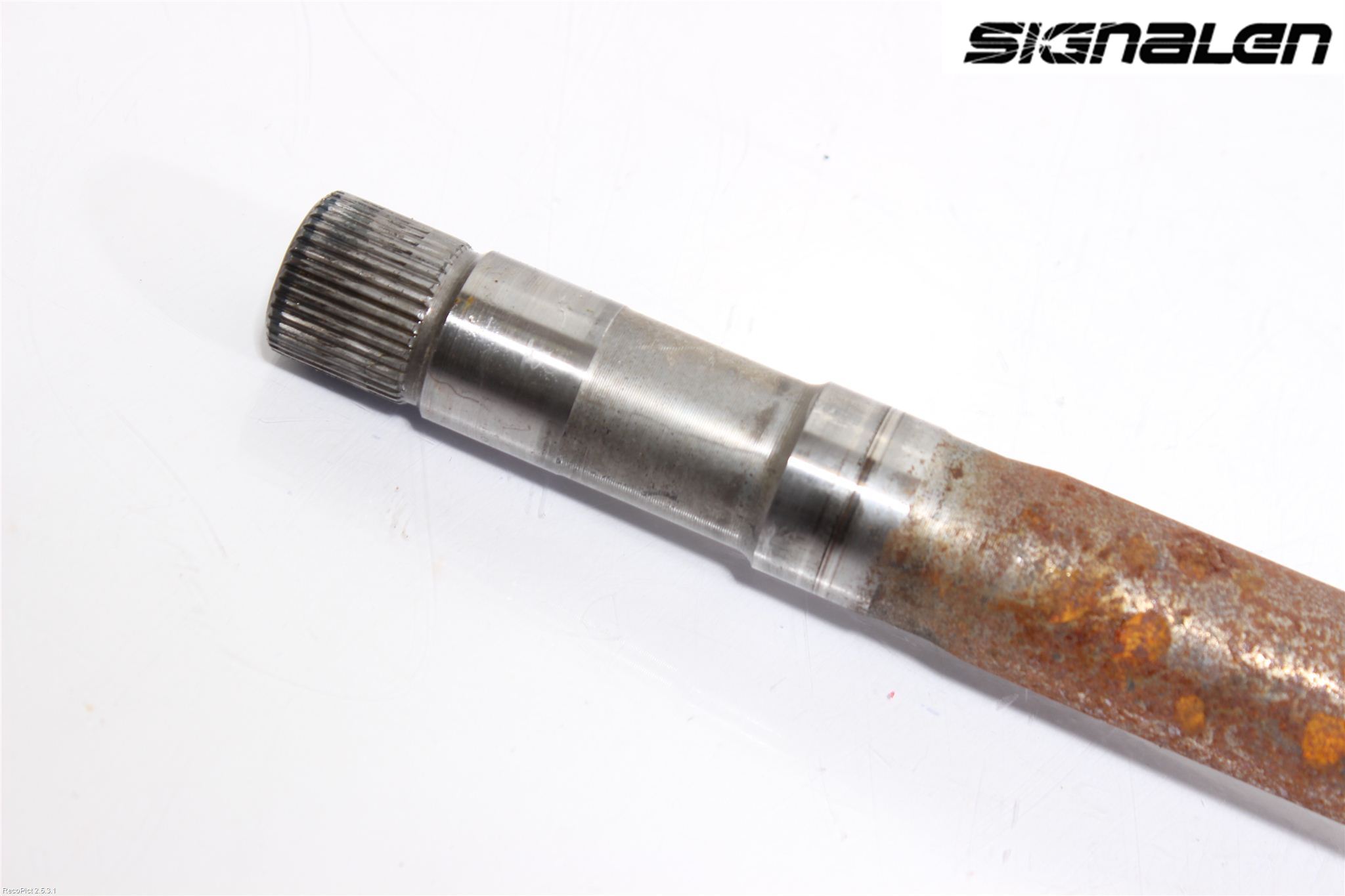 Peugeot 3008 09-16 Drivaxel Fram Höger