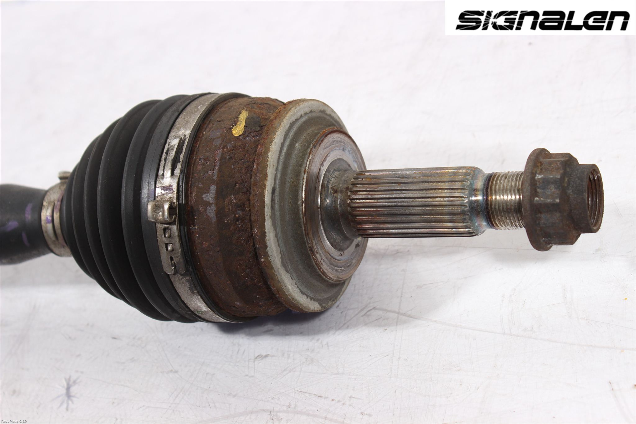 Toyota VERSO 09-18 Drivaxel Fram Höger