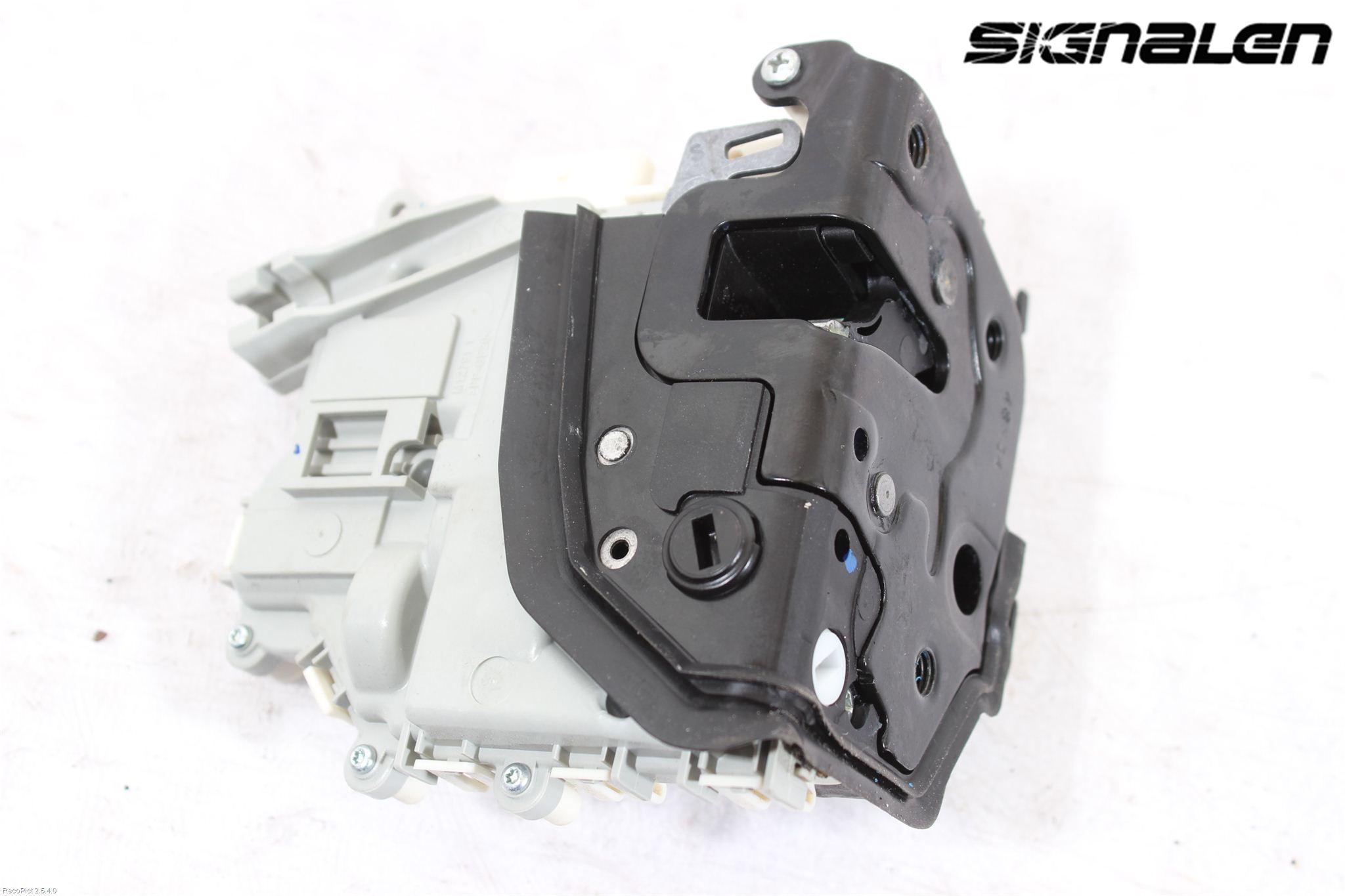 Audi A4 12-15 Låskista-Dörrlås