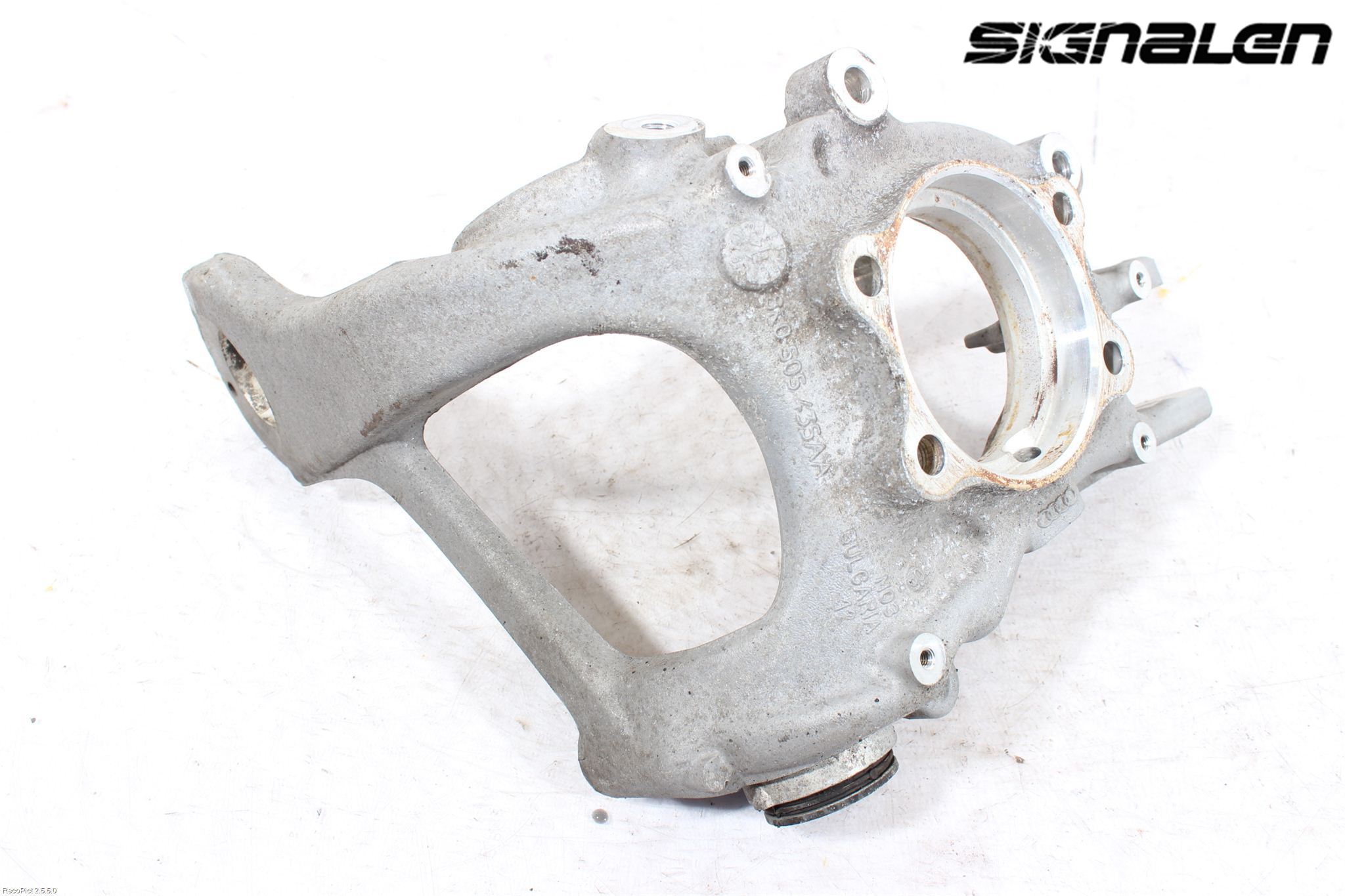 Audi A4 12-15 Hjullagerhus-Spindel Vä B