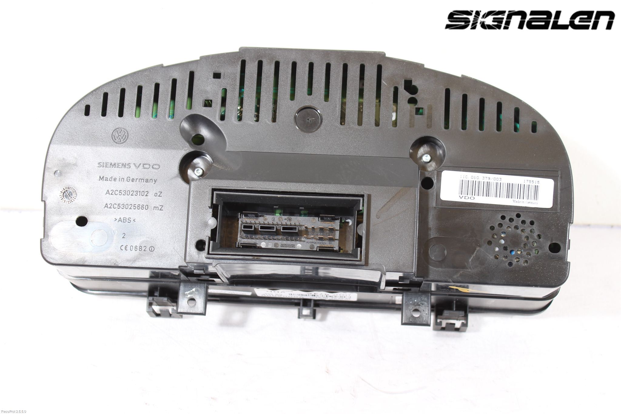 Volkswagen VW CADDY      04-10 Instrument Komb