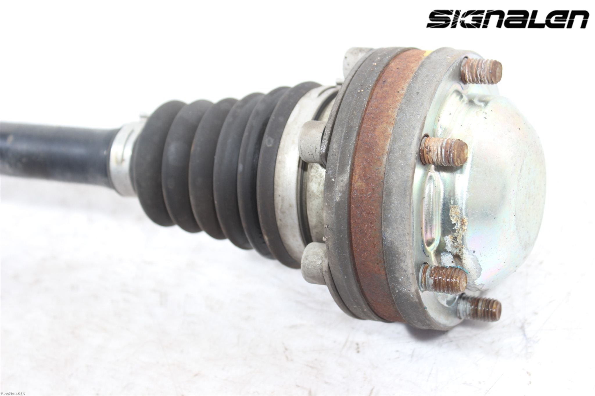 Volkswagen VW CADDY      04-10 Drivaxel Fram Vänster