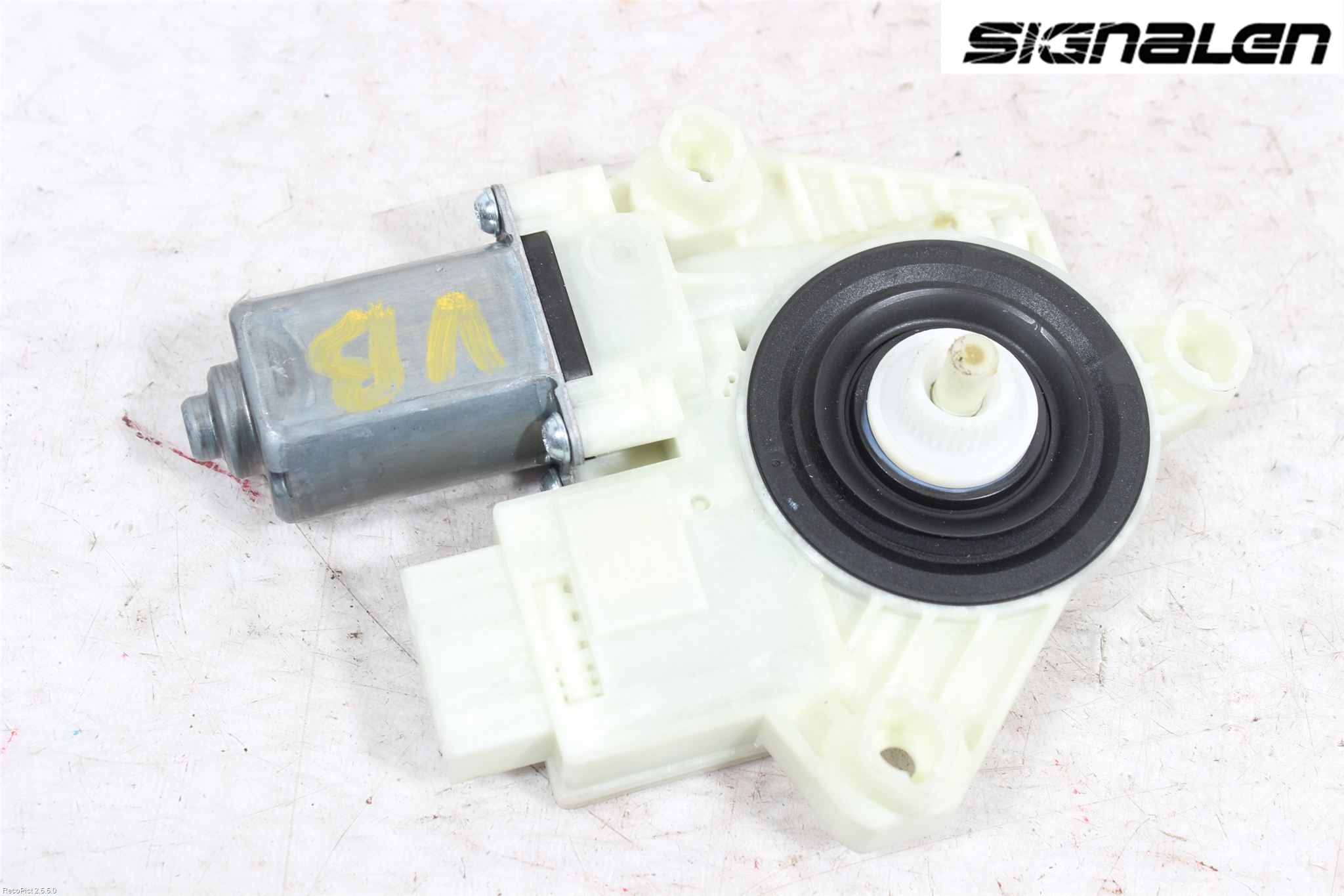 Skoda RAPID Fönsterhissmotor