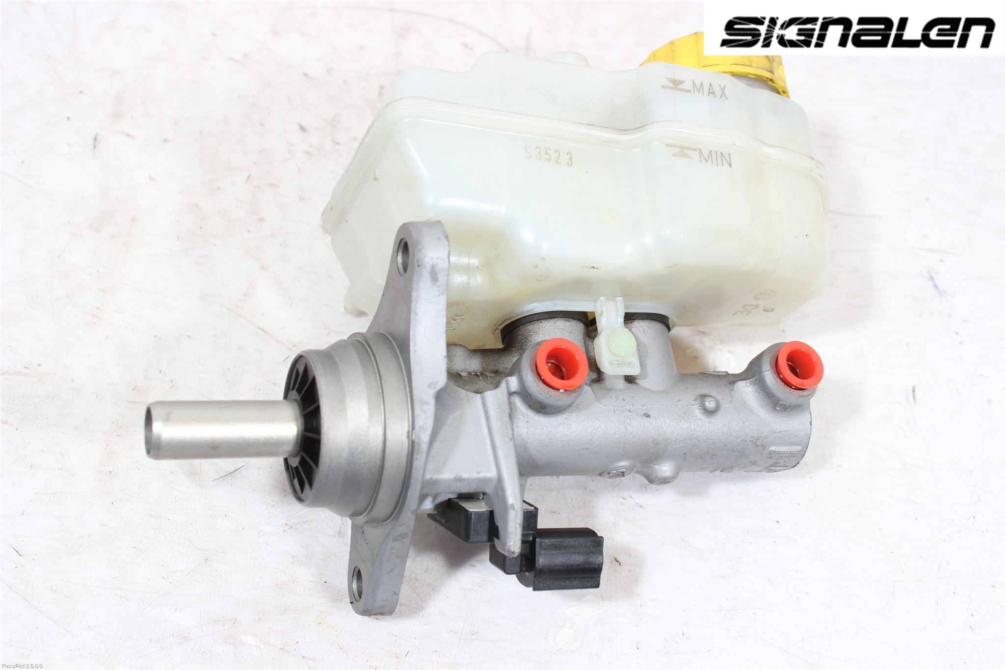 Skoda RAPID Broms Huvudcylinder