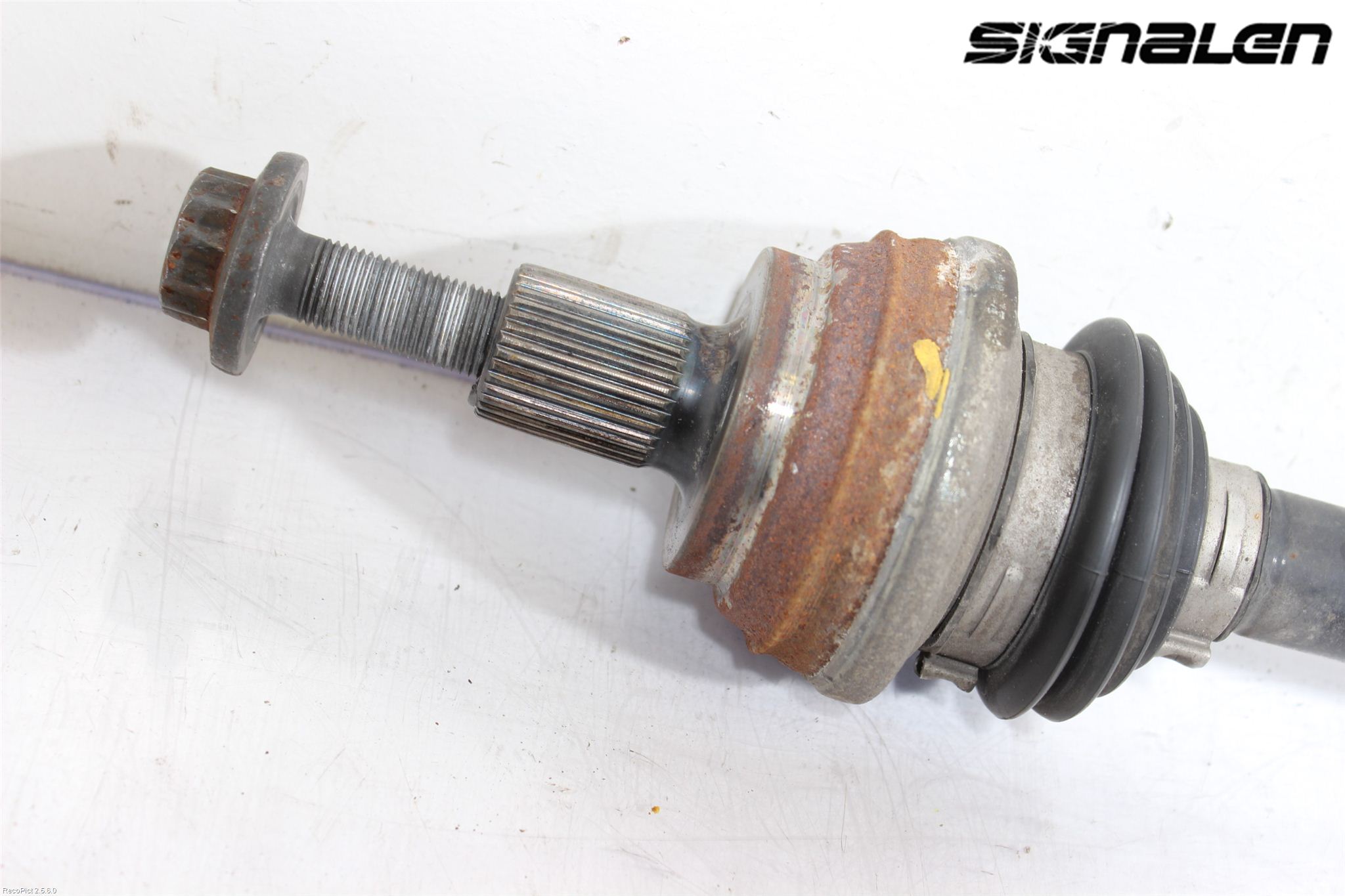 Skoda YETI Drivaxel Bak Vänster