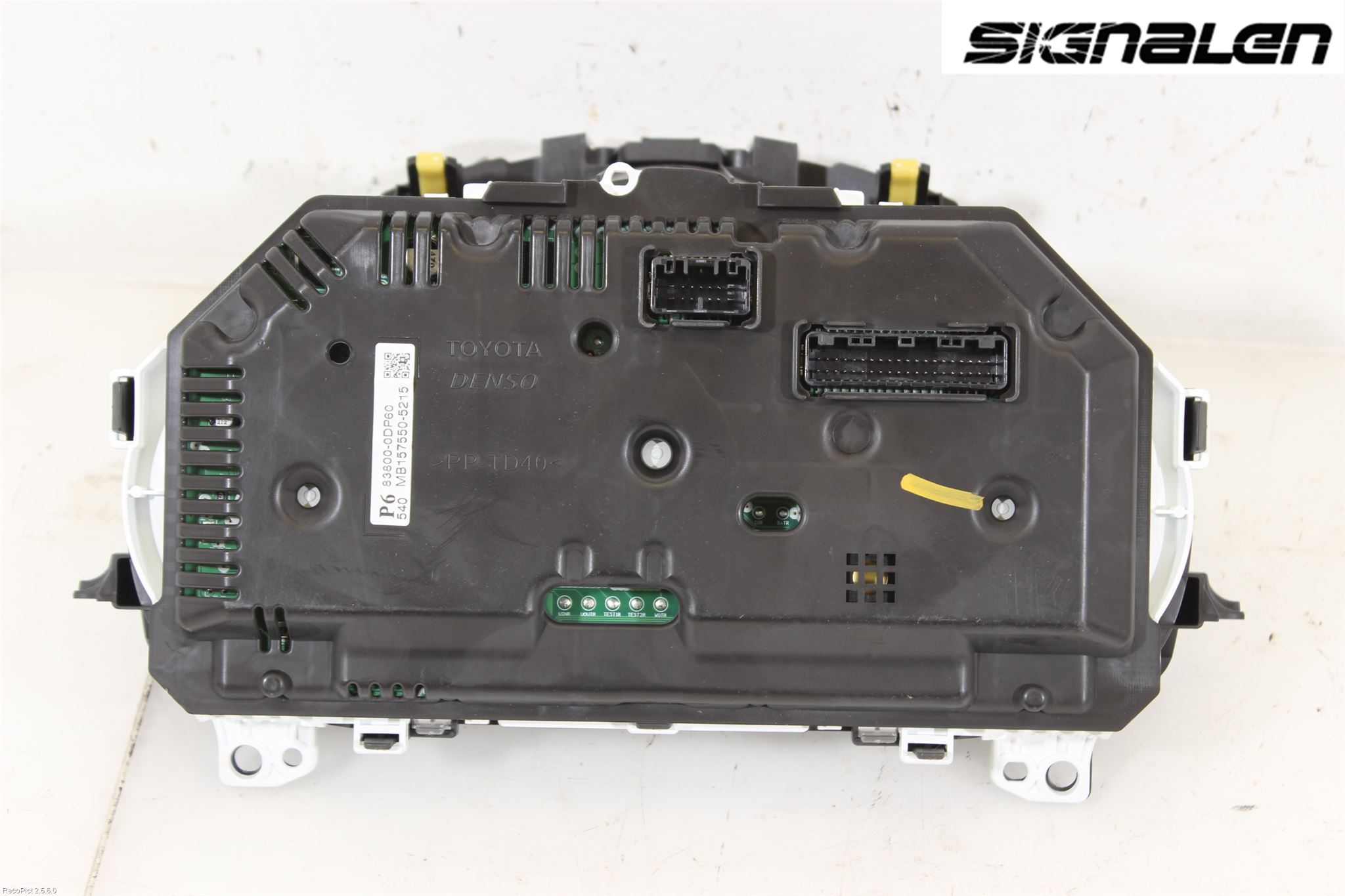 Toyota YARIS XP130 12-14 Instrument Komb