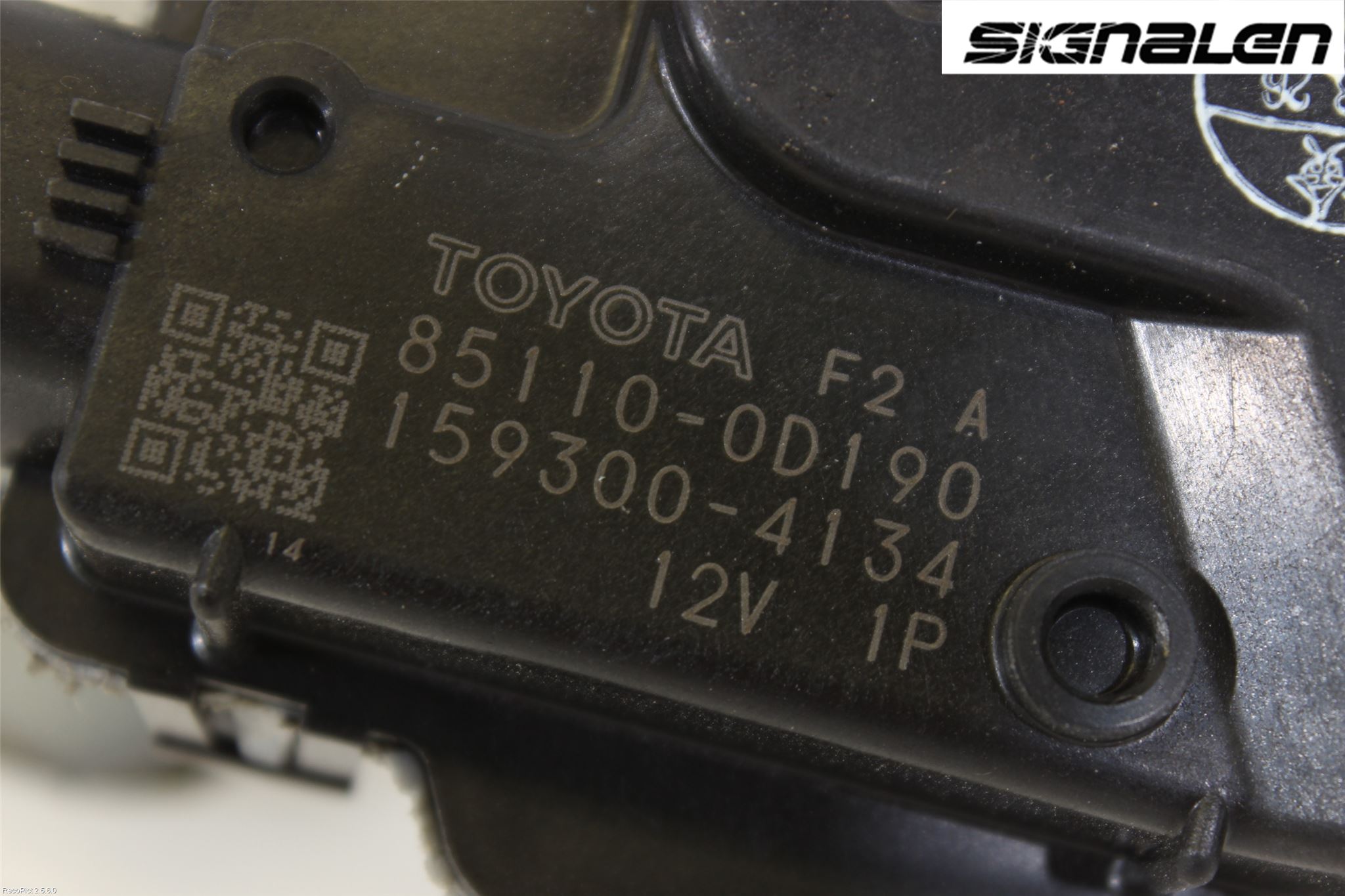 Toyota YARIS XP130 12-14 Torkarmotor Vindruta
