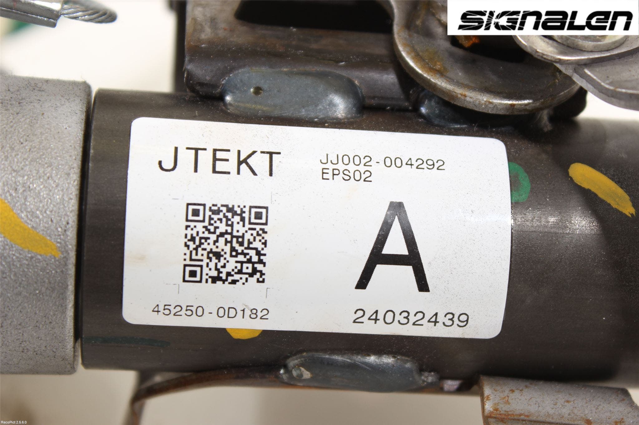 Toyota YARIS XP130 12-14 Rattaxel