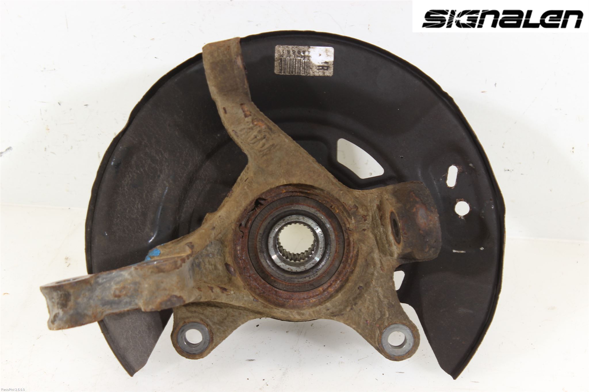 Toyota YARIS XP130 12-14 Styrspindel Lagerhus Hö