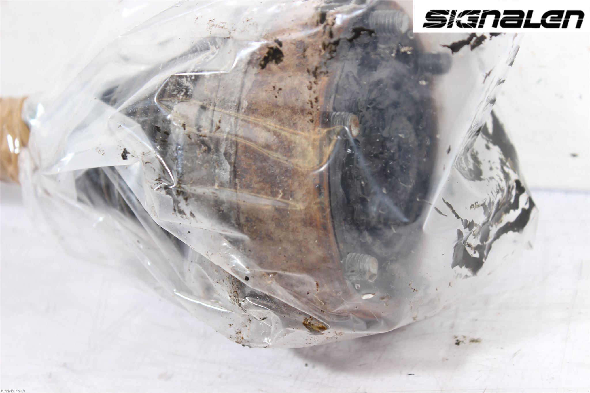 Volkswagen VW GOLF VI 09-13 Drivaxel Bak Vänster