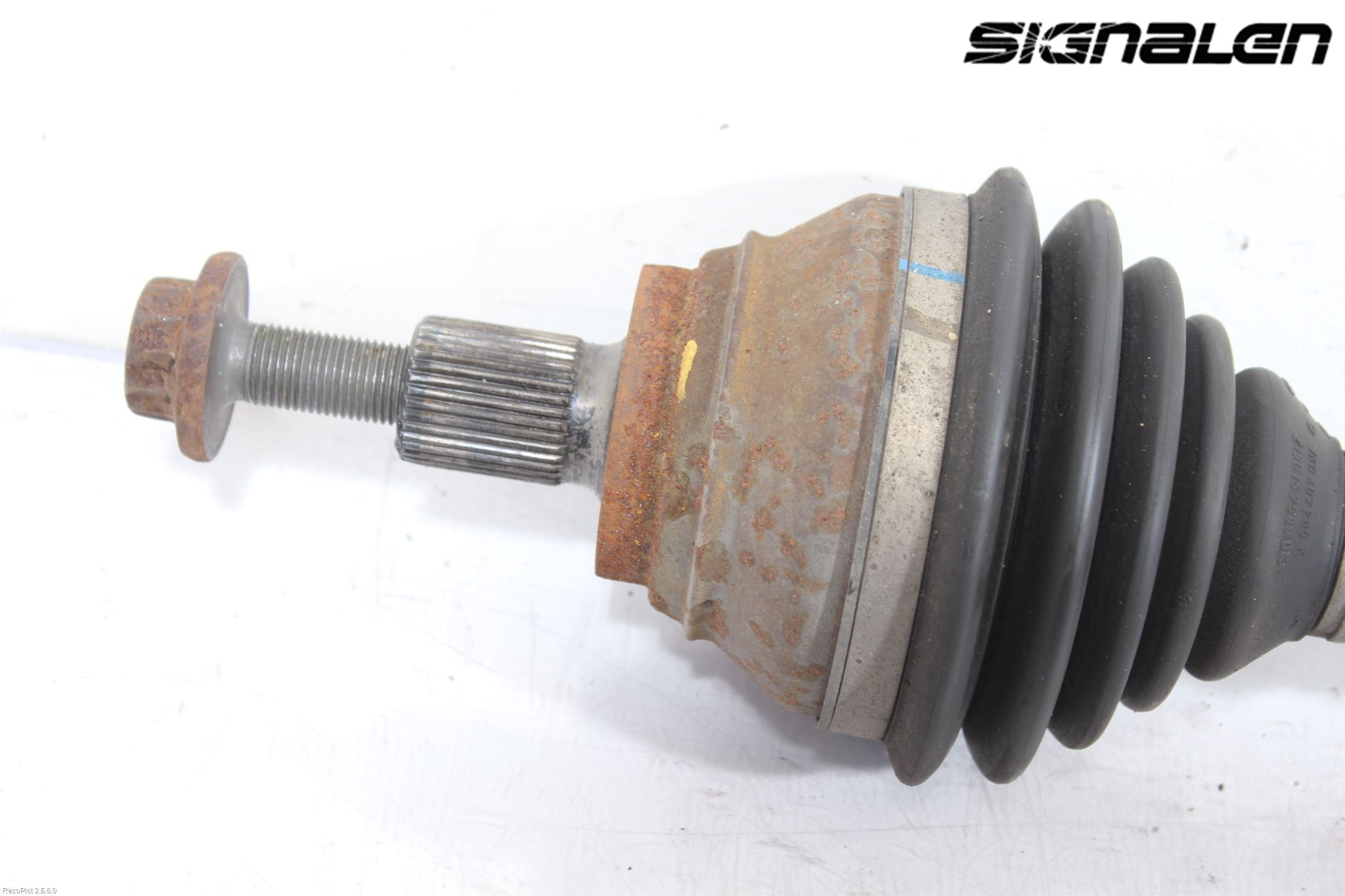 Volkswagen VW GOLF VI 09-13 Drivaxel Fram Höger