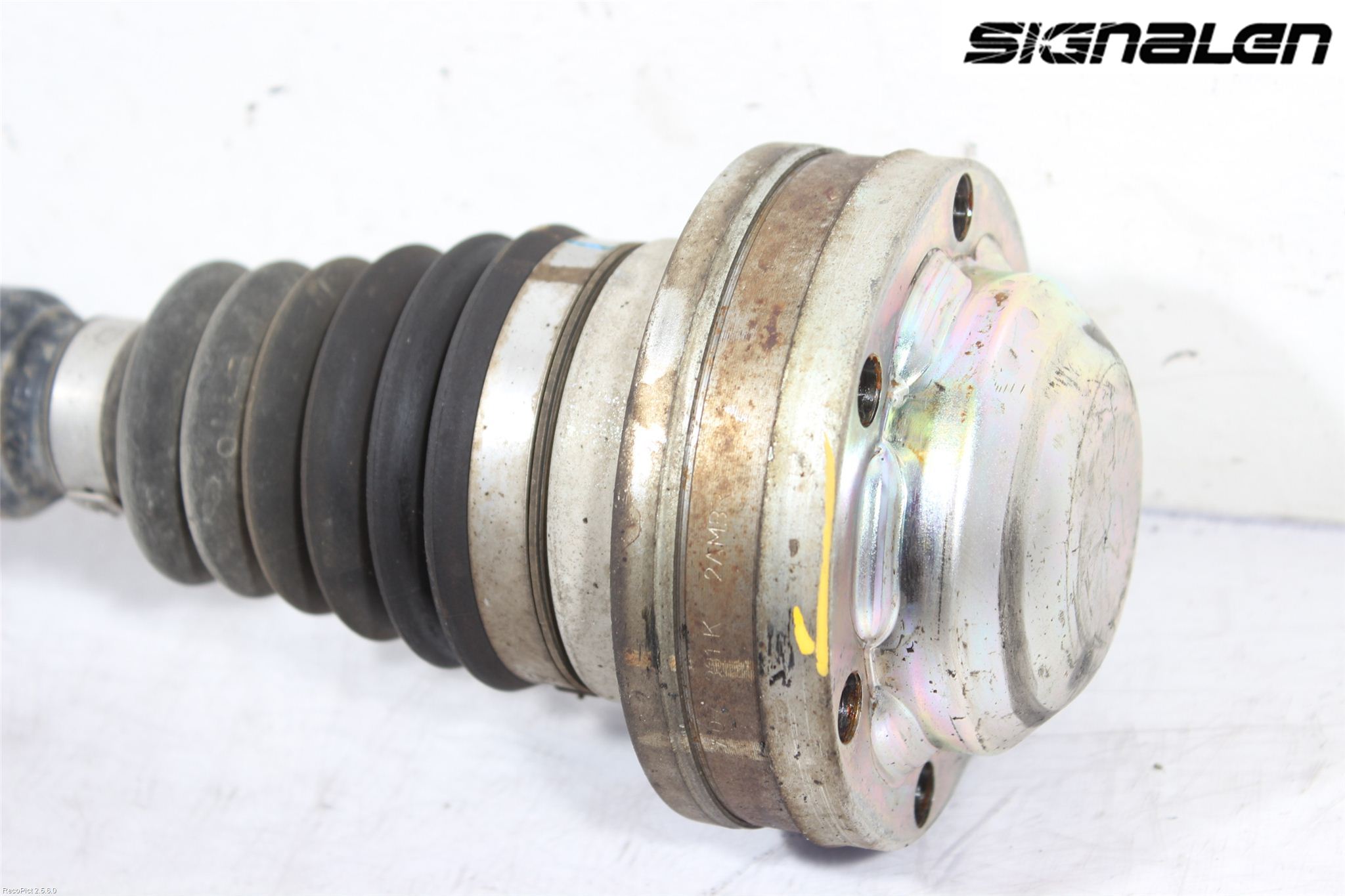 Volkswagen VW GOLF VI 09-13 Drivaxel Fram Höger