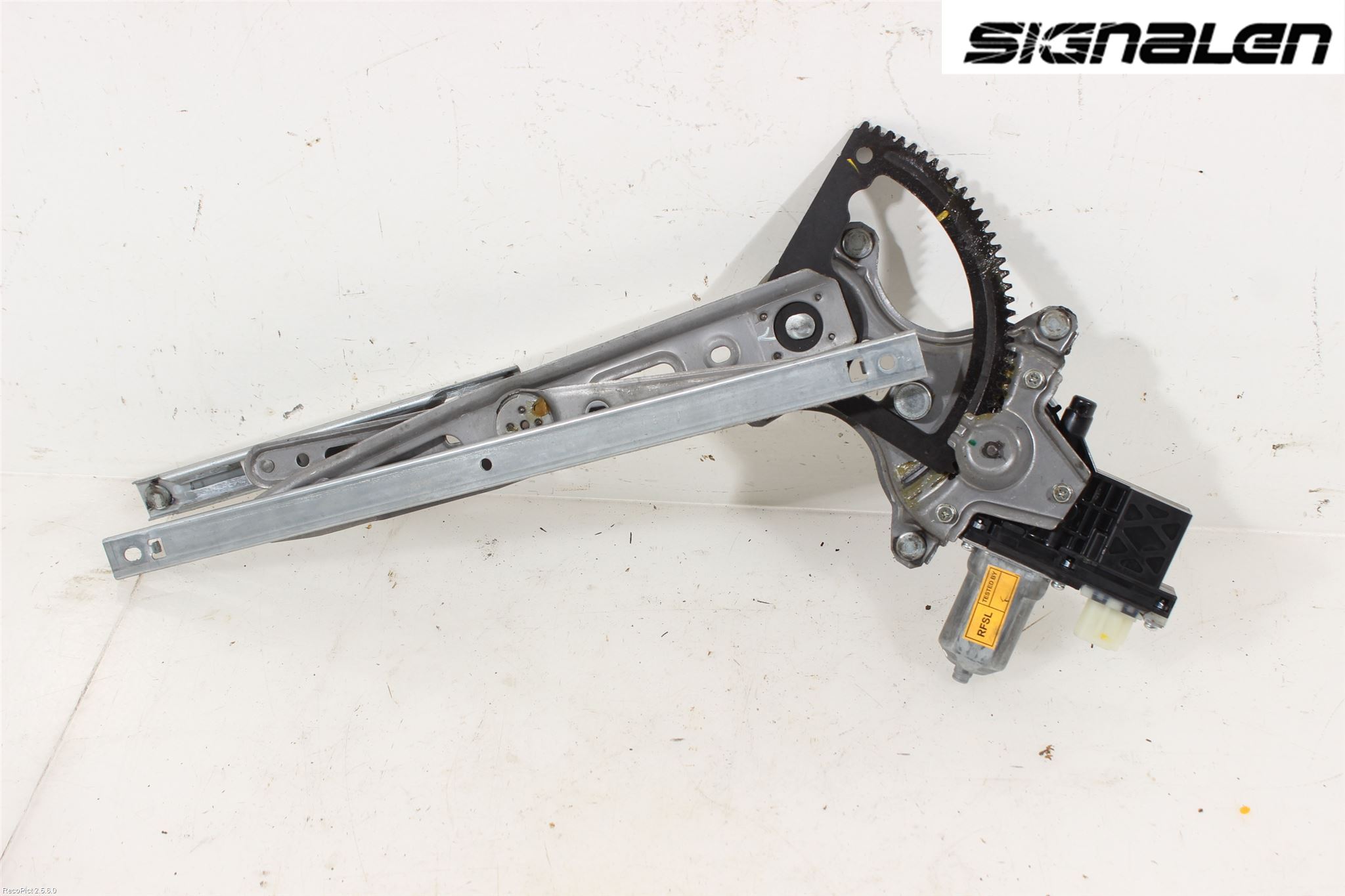 Hyundai ix20 Fönsterhissmotor