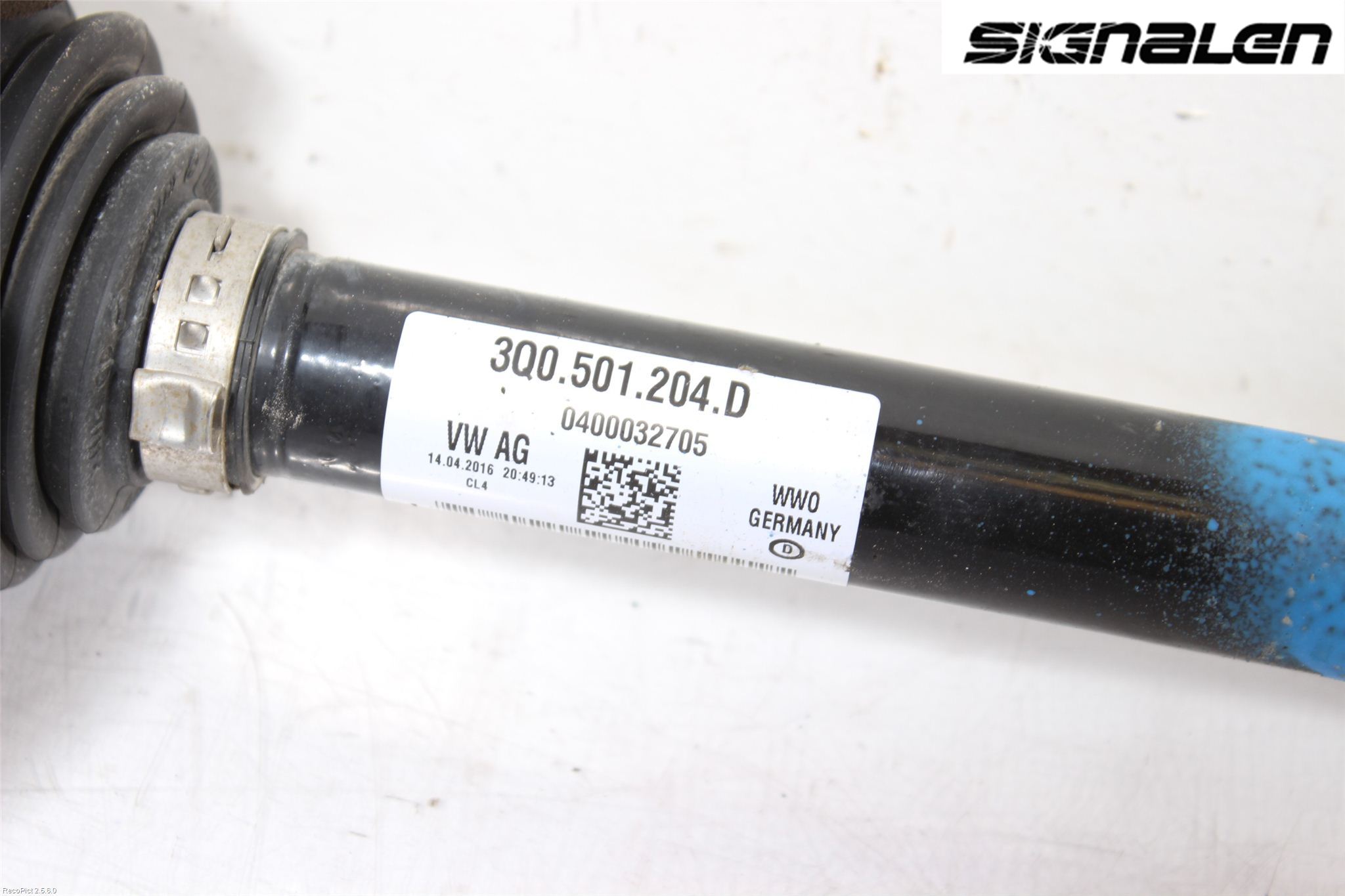 Volkswagen VW PASSAT 15-19 Drivaxel Bak Höger