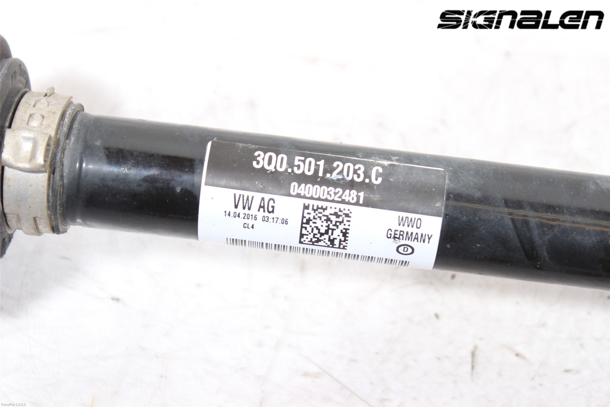 Volkswagen VW PASSAT 15-19 Drivaxel Bak Vänster