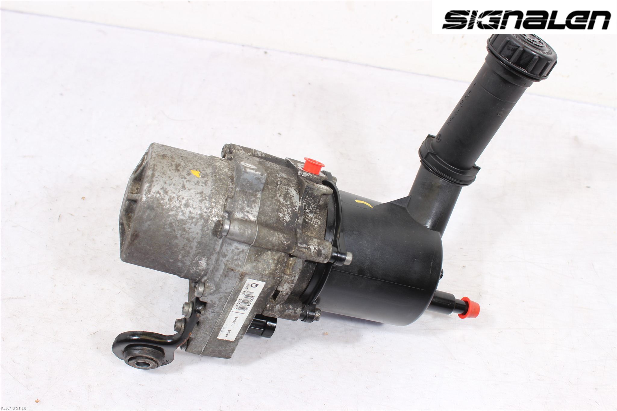 Peugeot 307     05-08 Styrservo Pump Elektrisk
