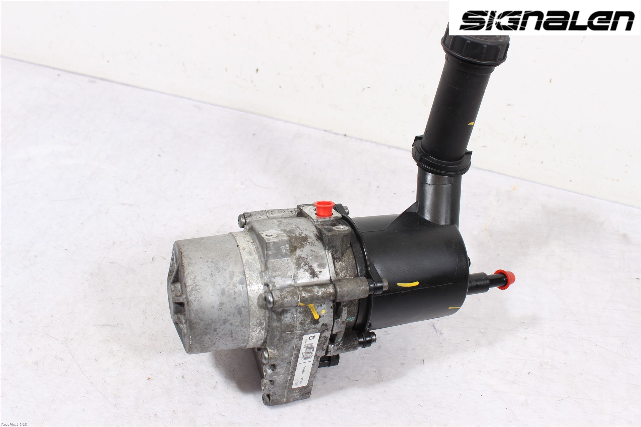 Peugeot 307     05-08 Styrservo Pump Elektrisk