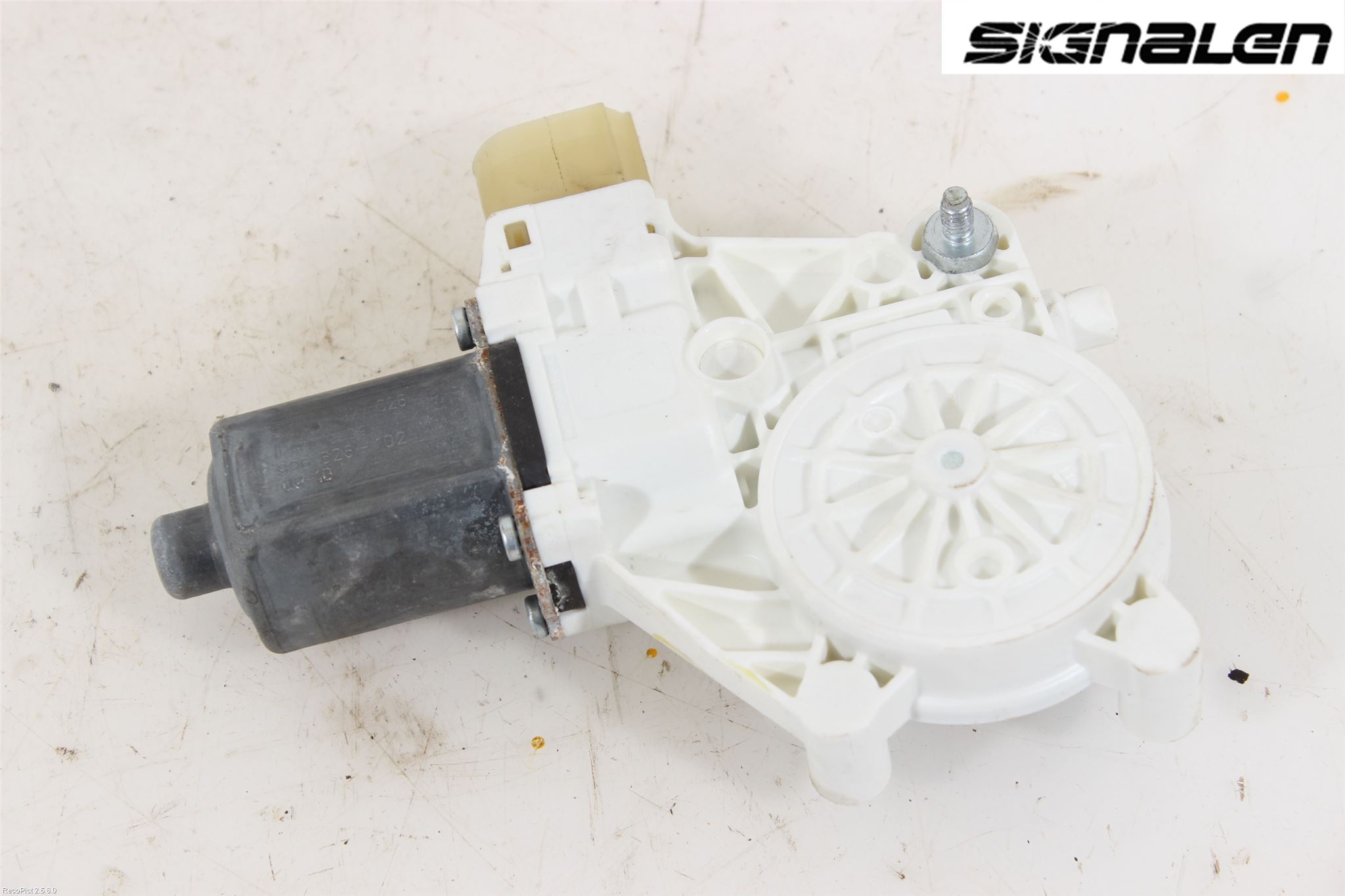 BMW 3 E90/91 SED/TOU 05-12 Fönsterhissmotor