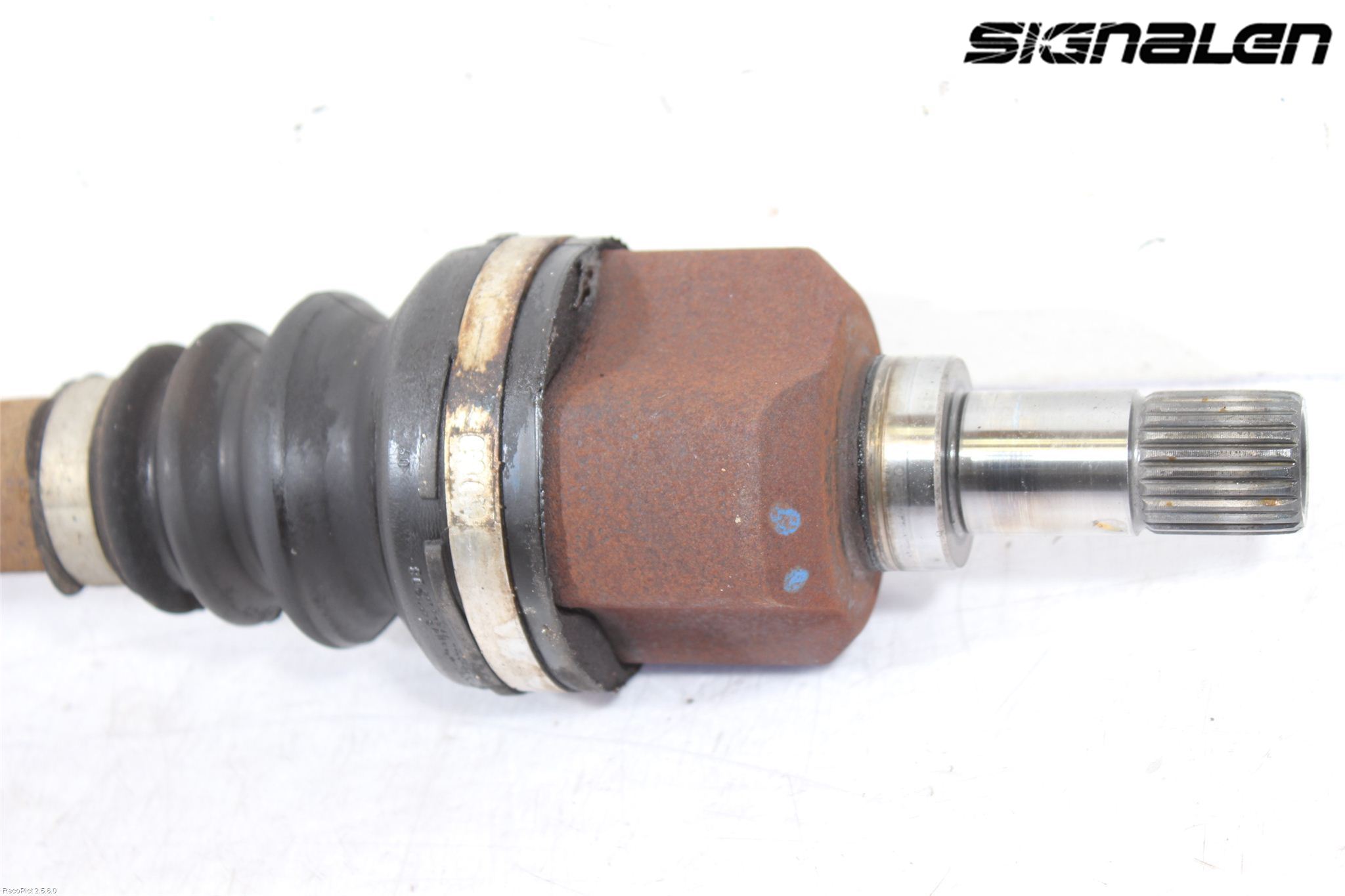 Peugeot 307     05-08 Drivaxel Fram Vänster