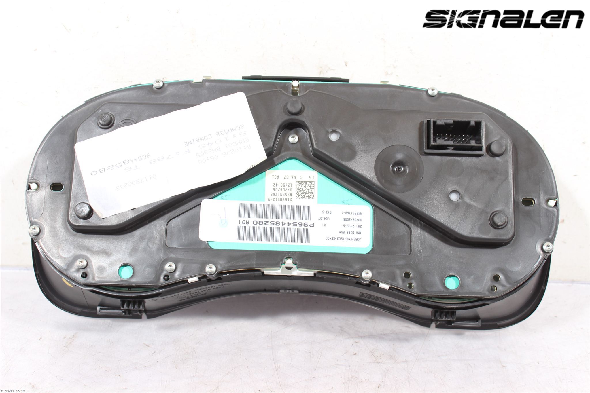 Peugeot 307     05-08 Instrument Komb